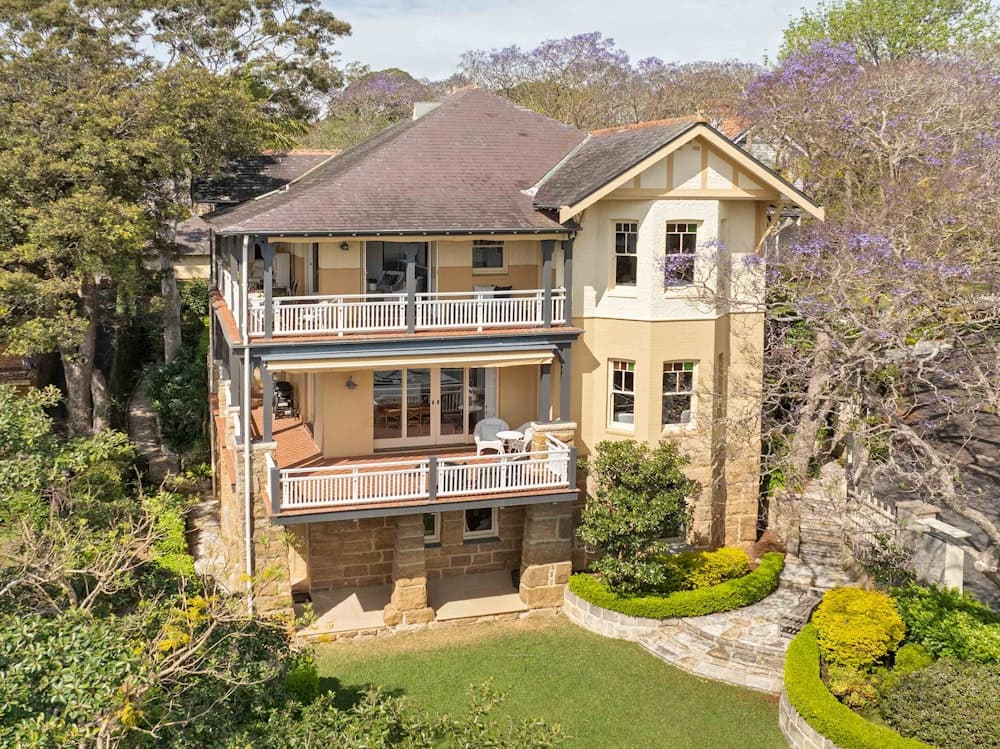2A Viret Street, Hunters Hill NSW 2110 | BresicWhitney
