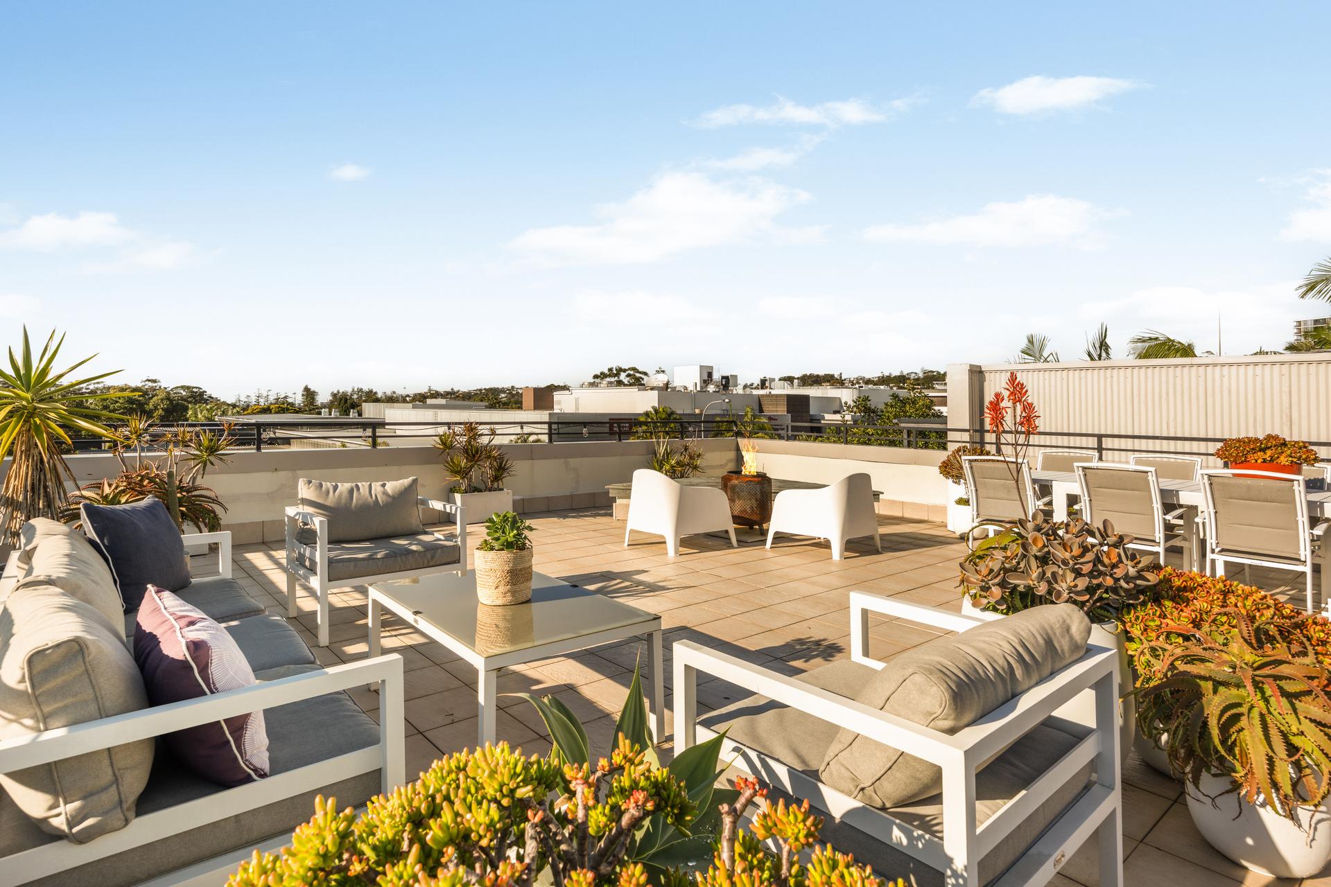 15/3-11 Hawkesbury Avenue, Dee Why - Thumbnail 2