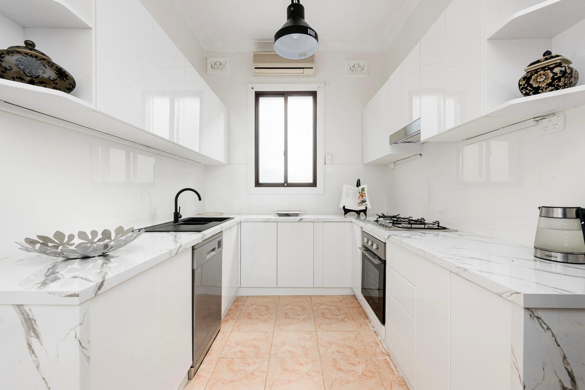 1 Douglas Street, Stanmore - Thumbnail 7