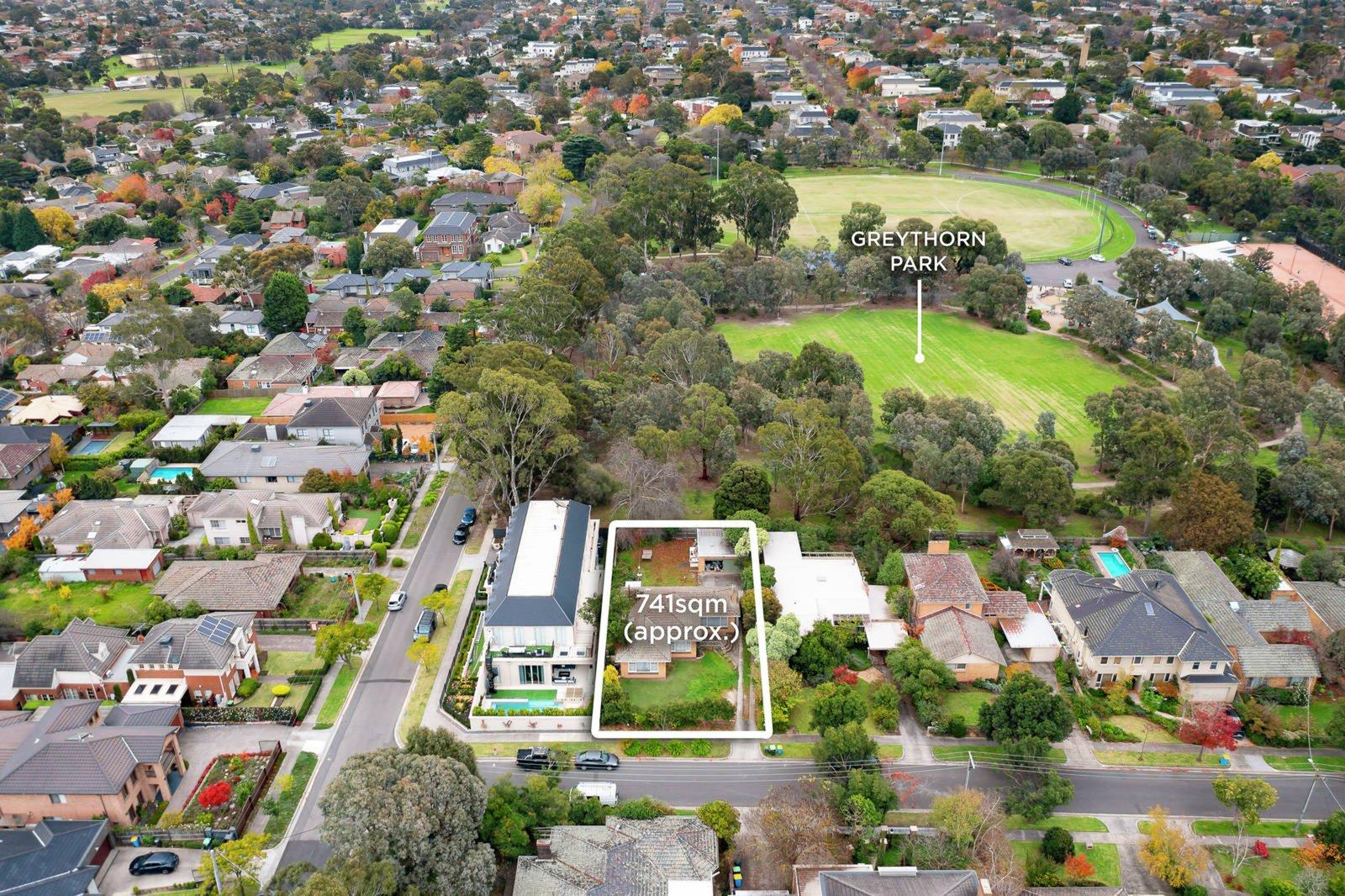 4 Maughan Parade, Balwyn North, 3104
