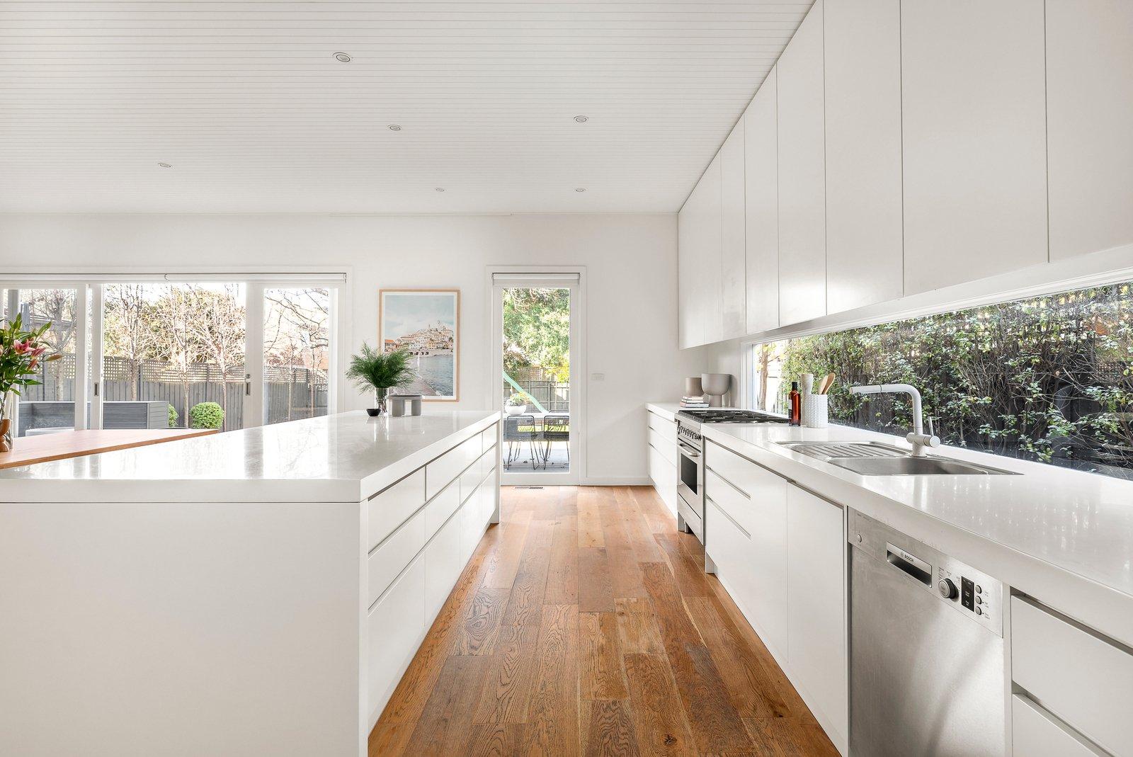 4 Emo Road, Malvern East, 3145