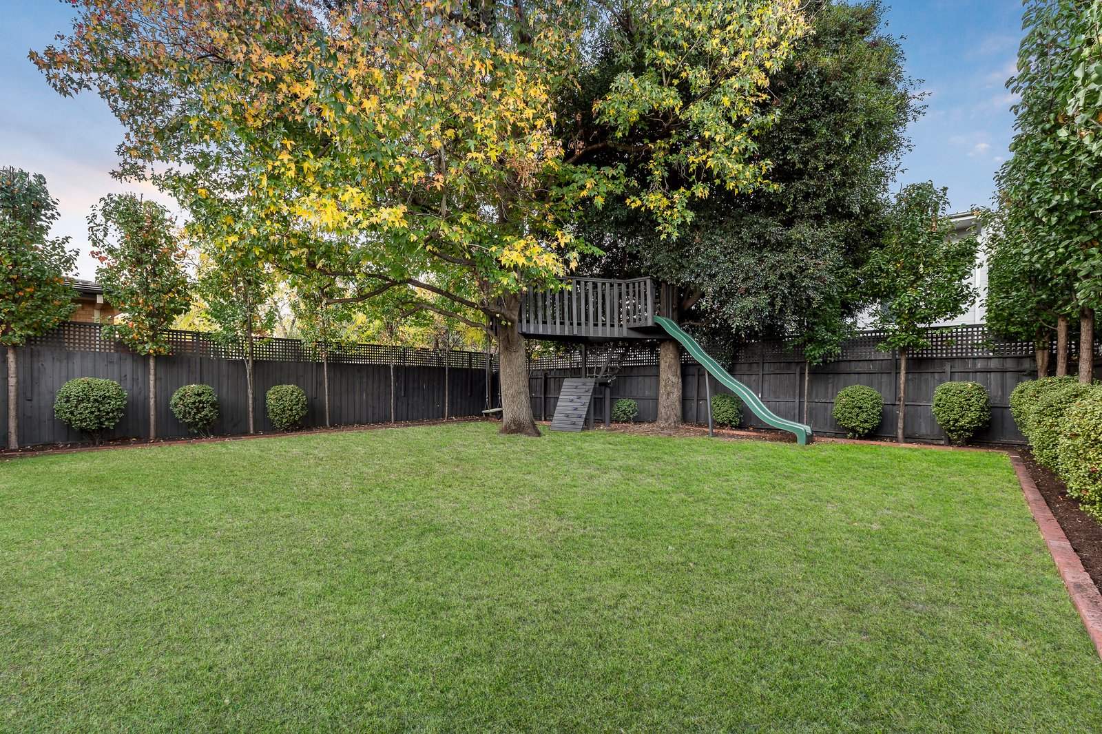 4 Emo Road, Malvern East, 3145