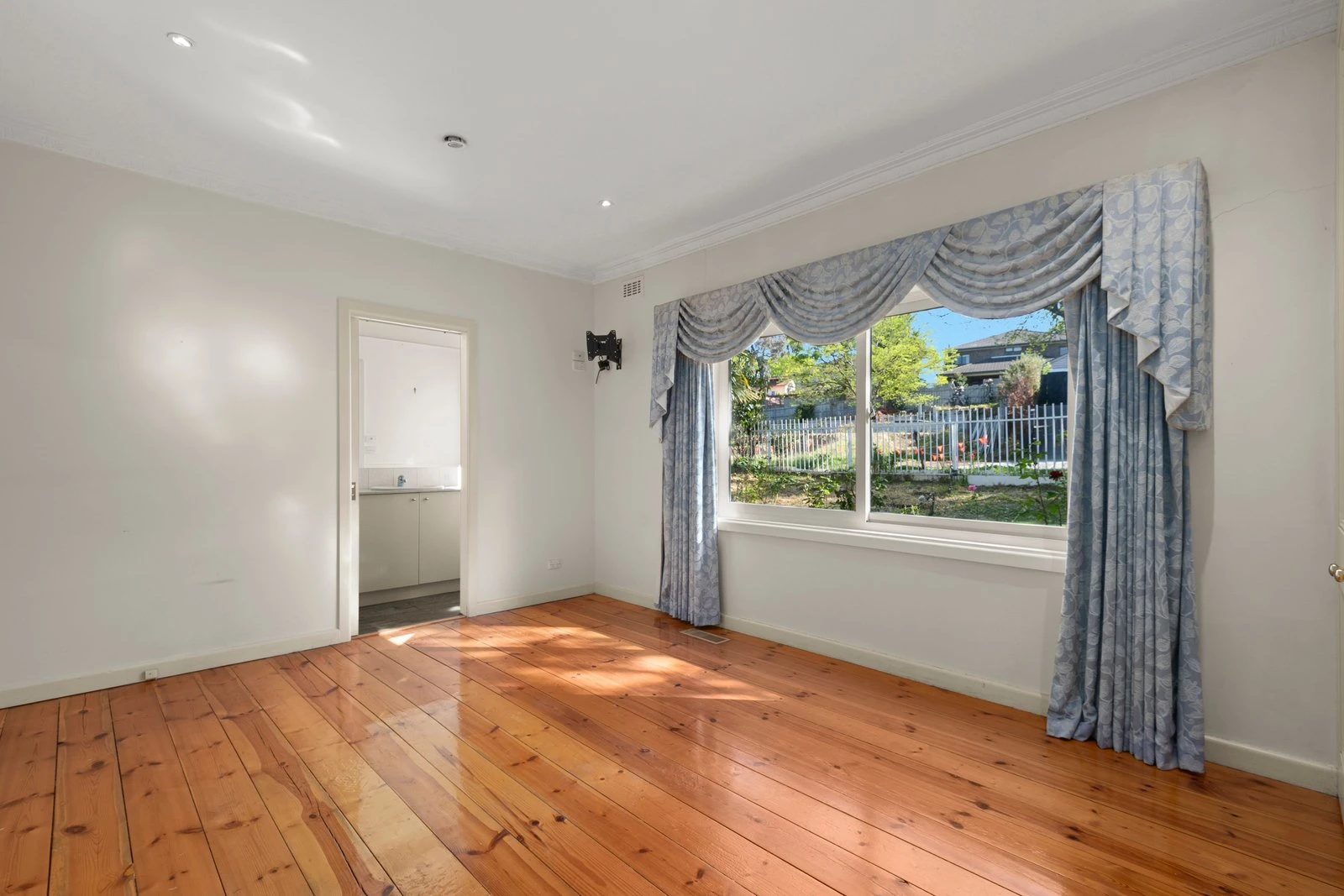 4 Gleeson Avenue, Camberwell, Vic