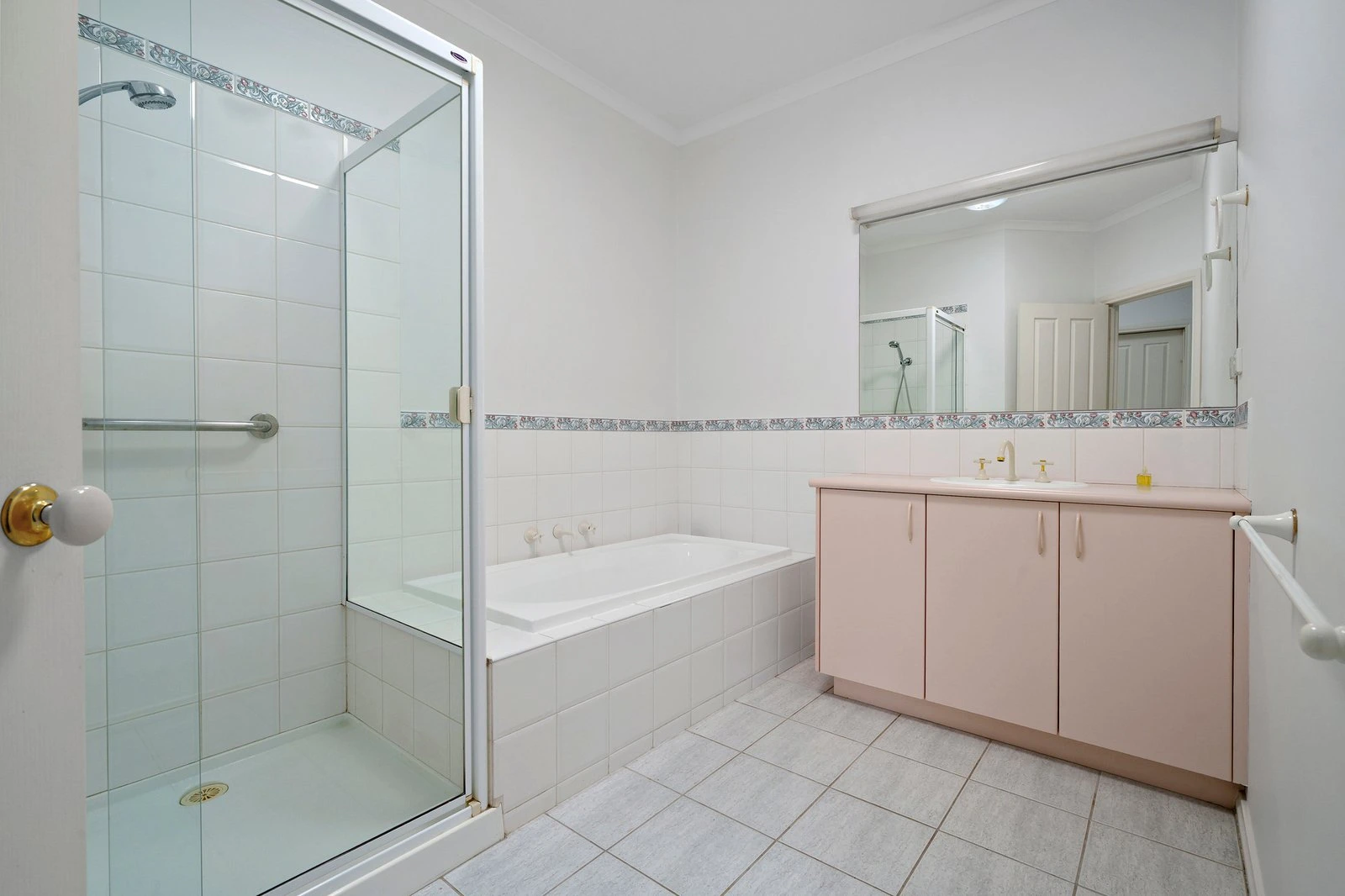 4 Kurrajong Way, Blackburn North, 3130