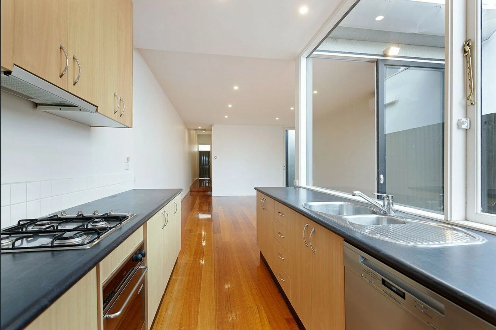 40 Herbert Street, Albert Park, 3206