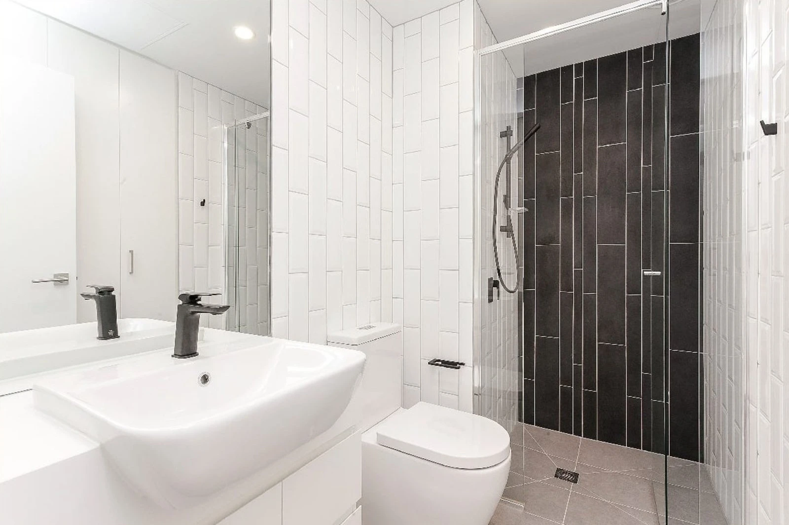 402/101-105 Tram Road, Doncaster, 3108