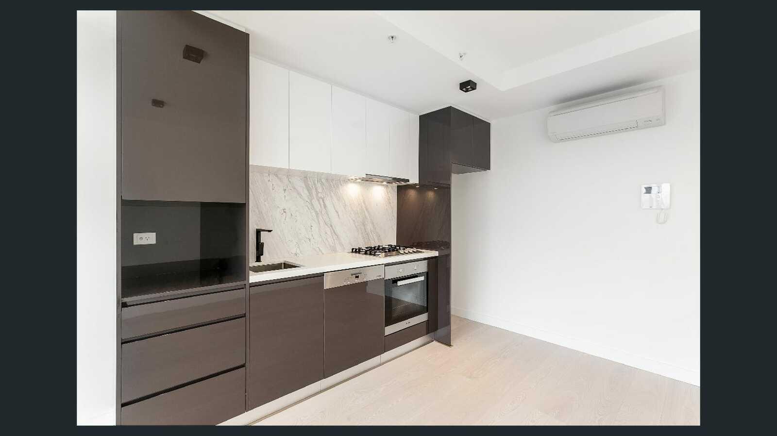 402/101-105 Tram Road, Doncaster, 3108