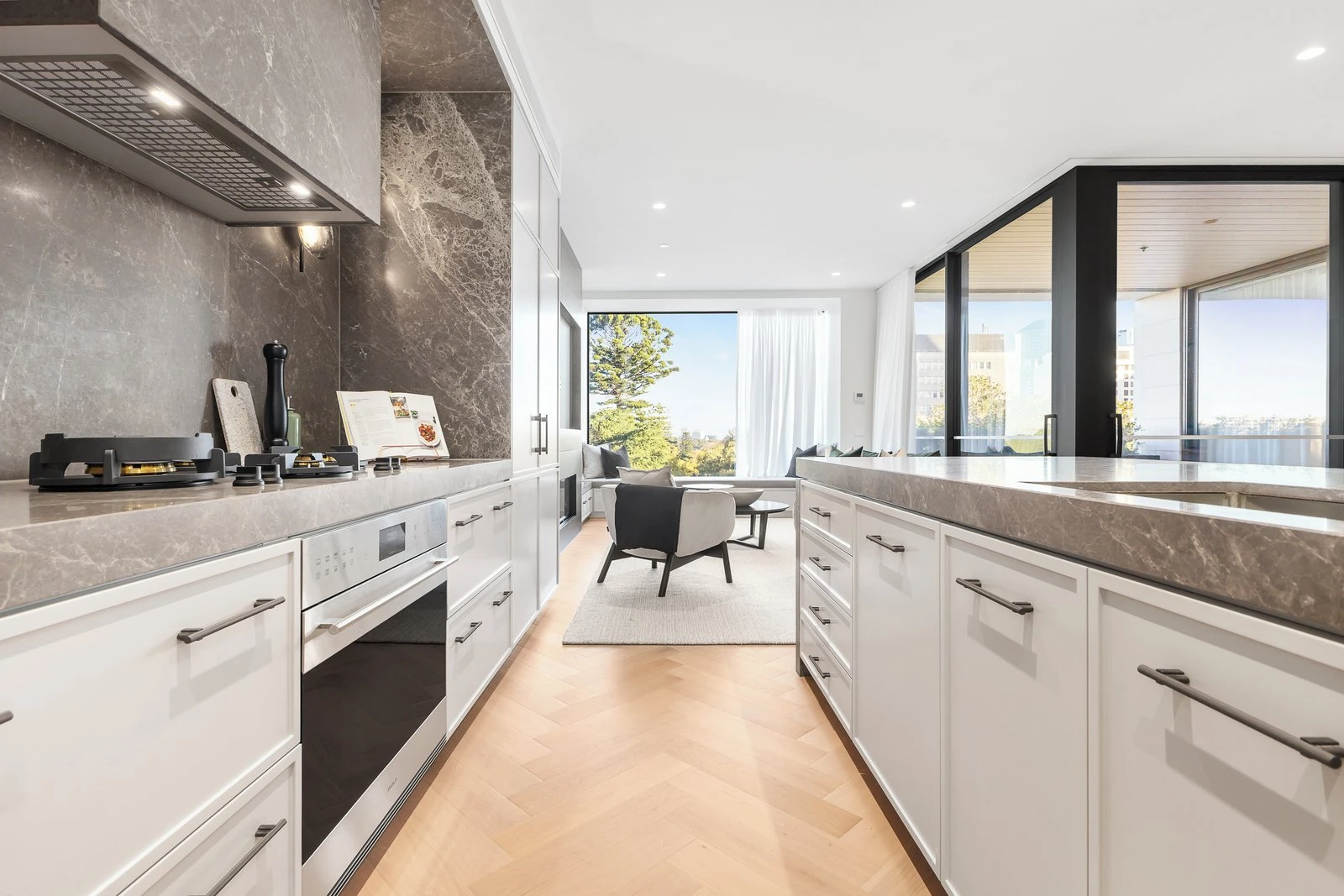 403/380 Albert Street, East Melbourne, 3002