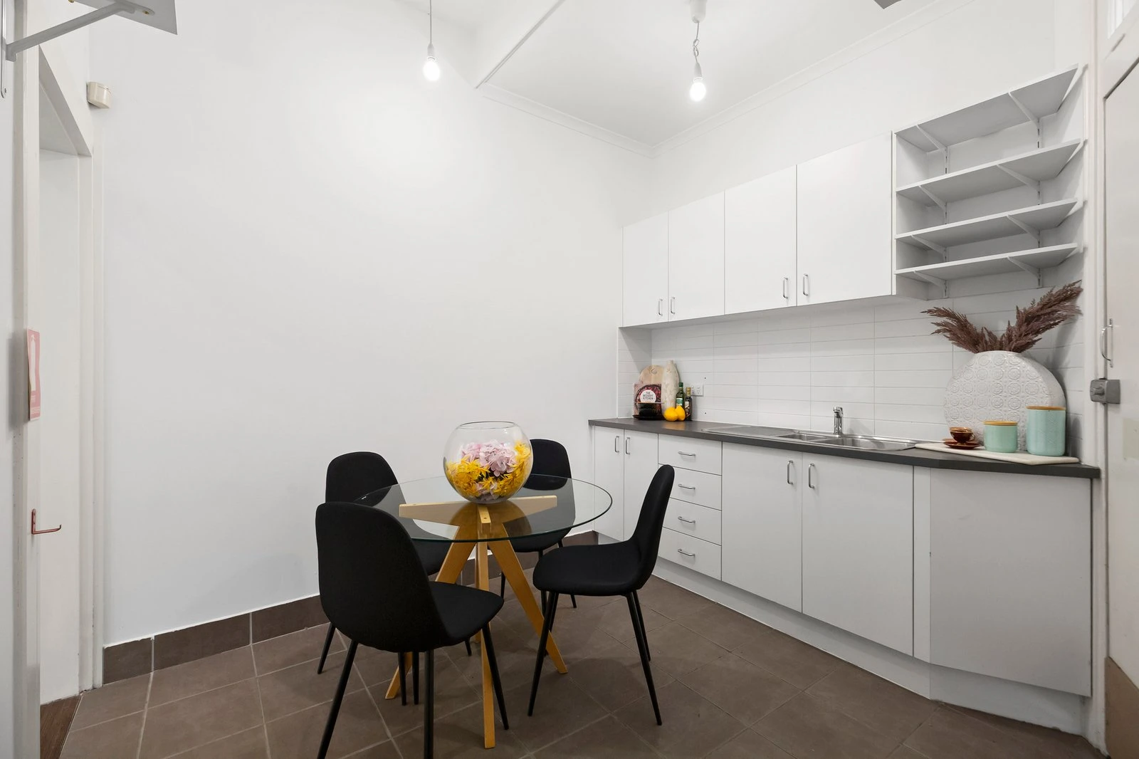 41 Canterbury Road, Middle Park, 3206