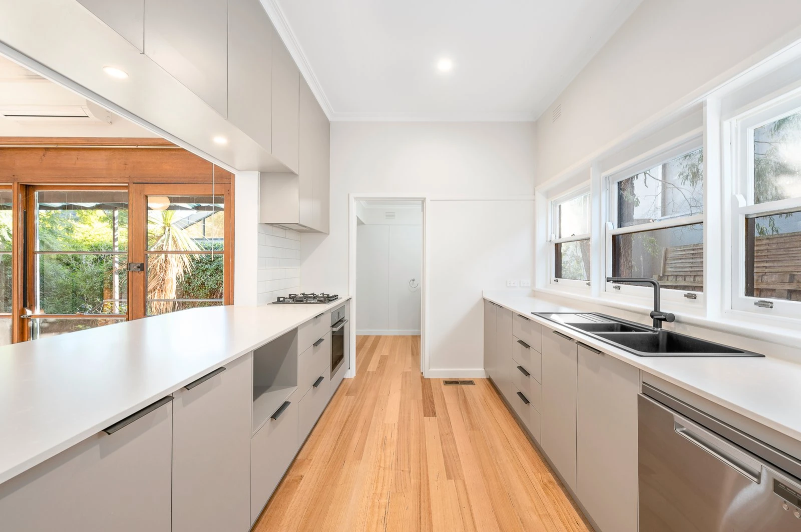 41 Rosedale Road, Glen Iris, 3146