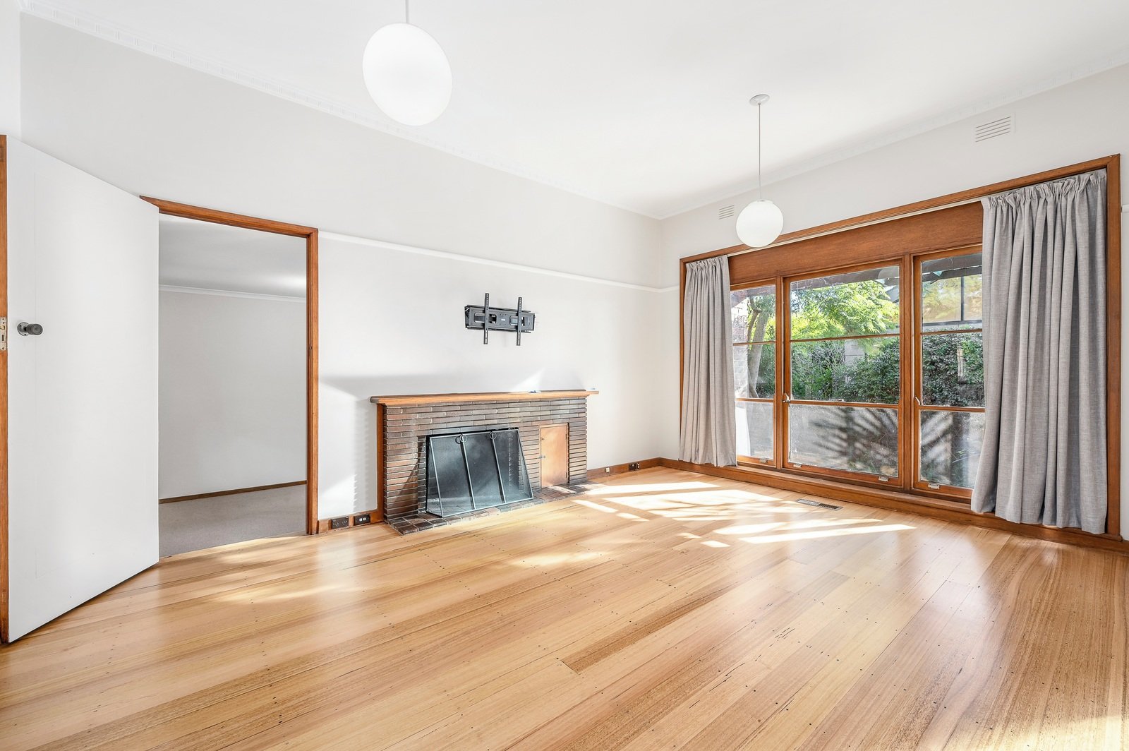41 Rosedale Road, Glen Iris, 3146