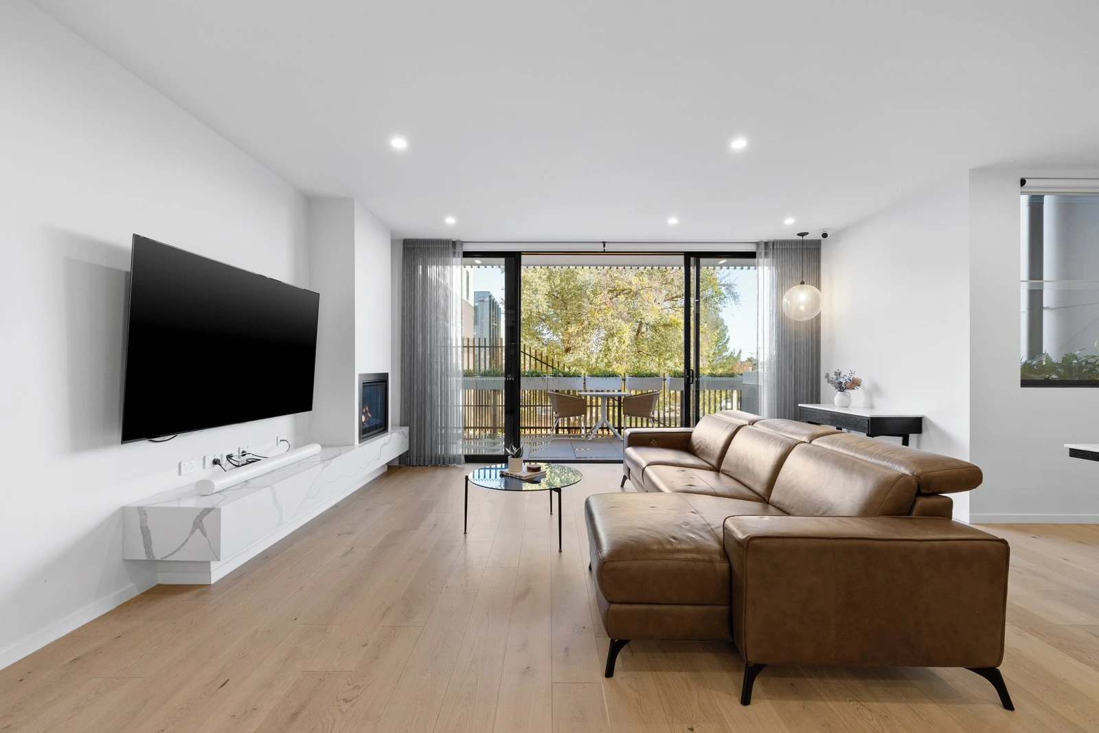 4/2 Wattle Grove, McKinnon, 3204