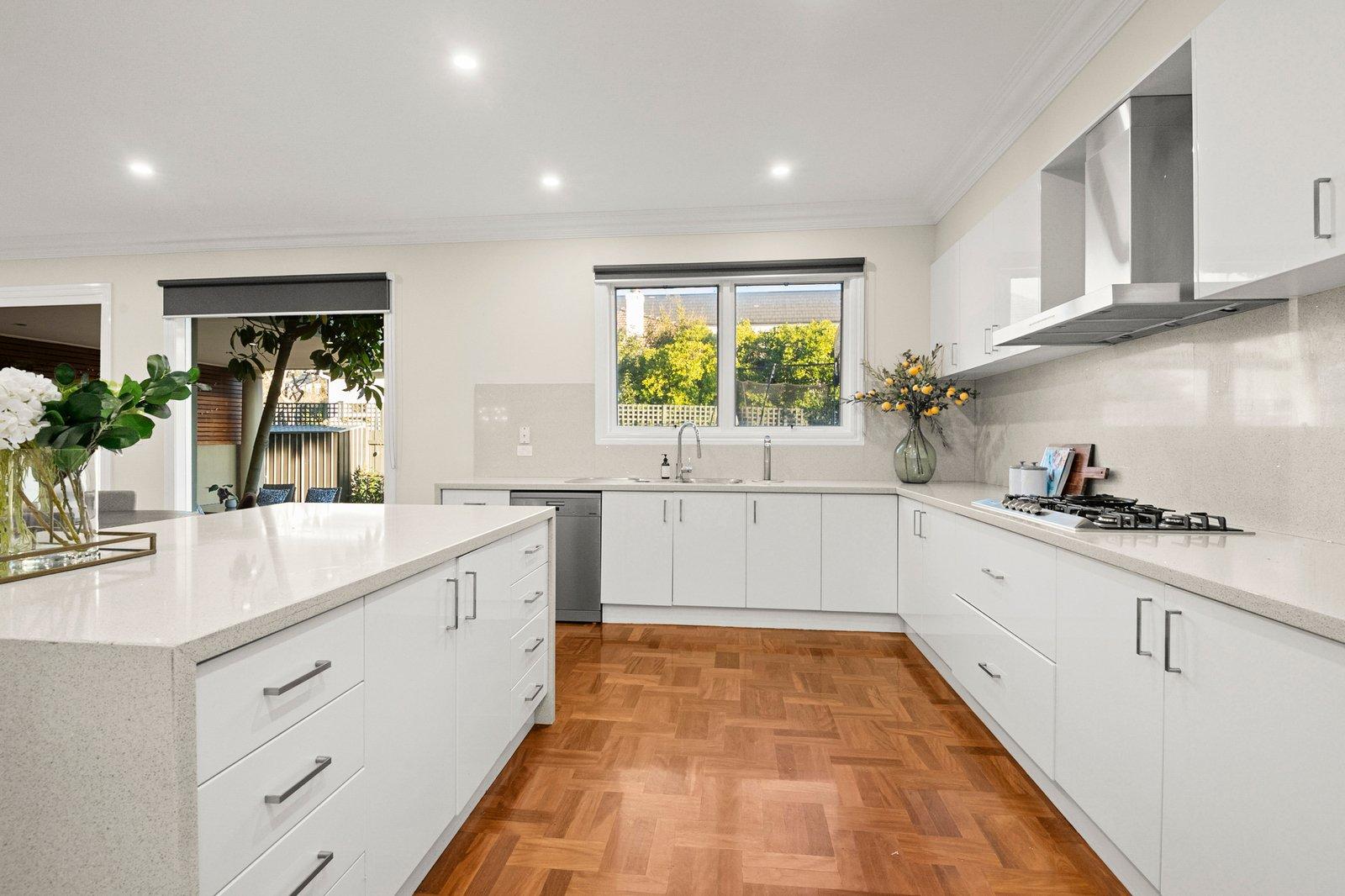 42 Grosvenor Parade, Balwyn, 3103