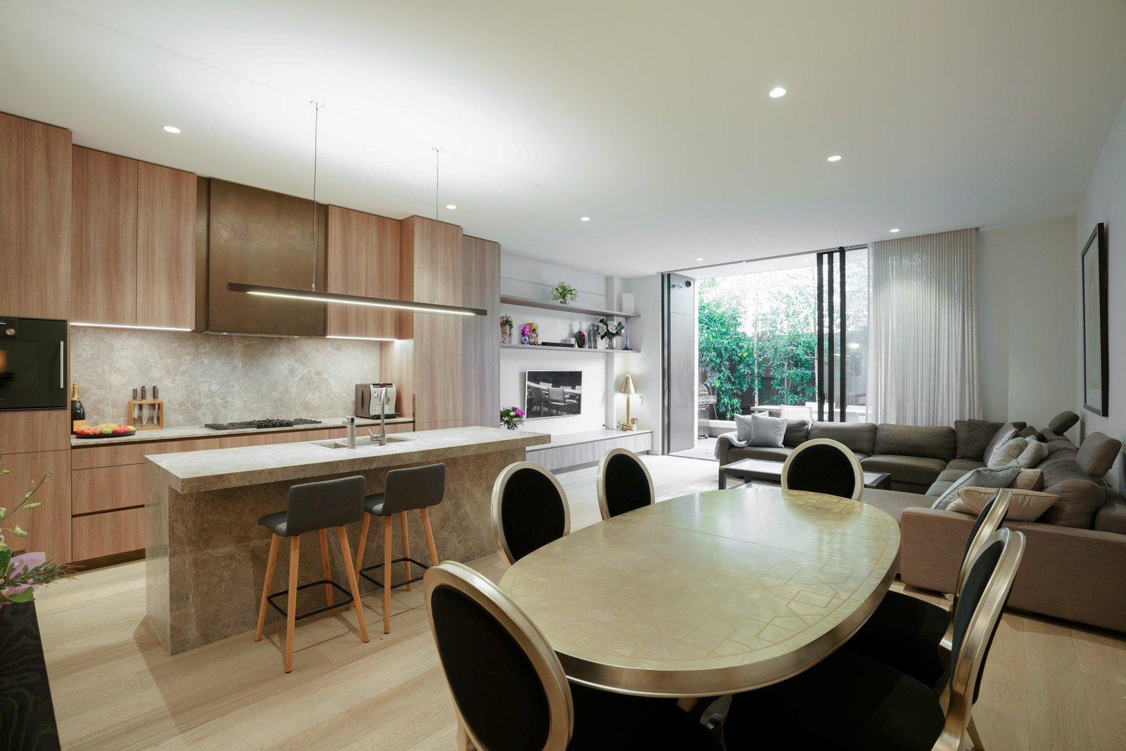 4/200 Cotham Road, Kew, 3101