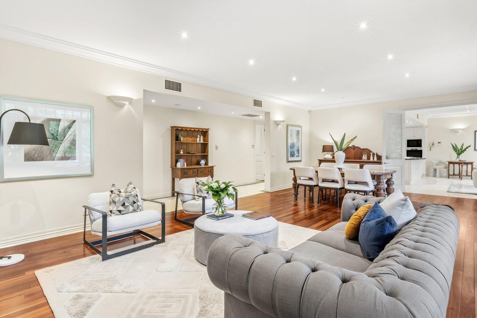4/2a Struan Street, Toorak, 3142