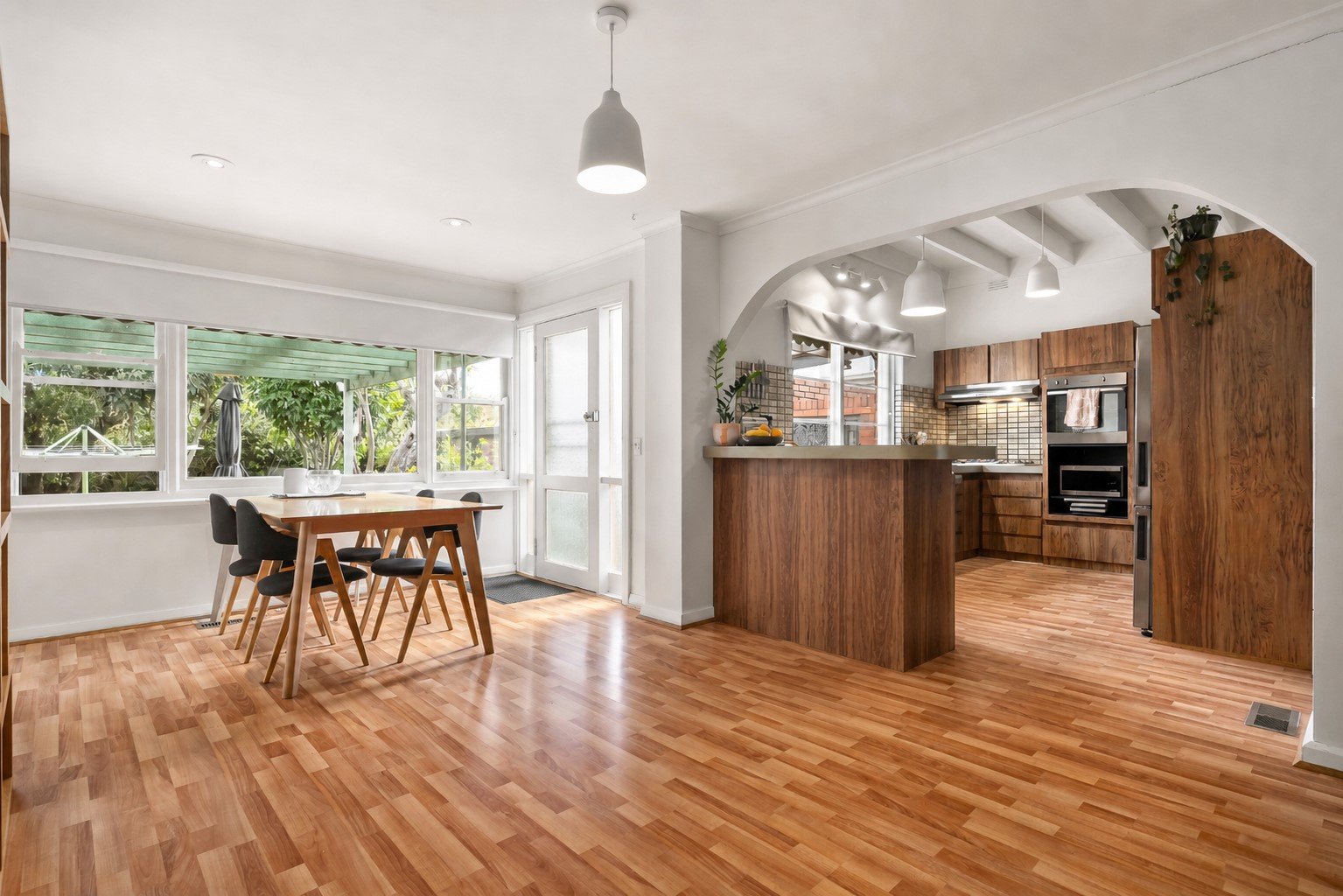 43 Erica Avenue, Glen Iris, 3146