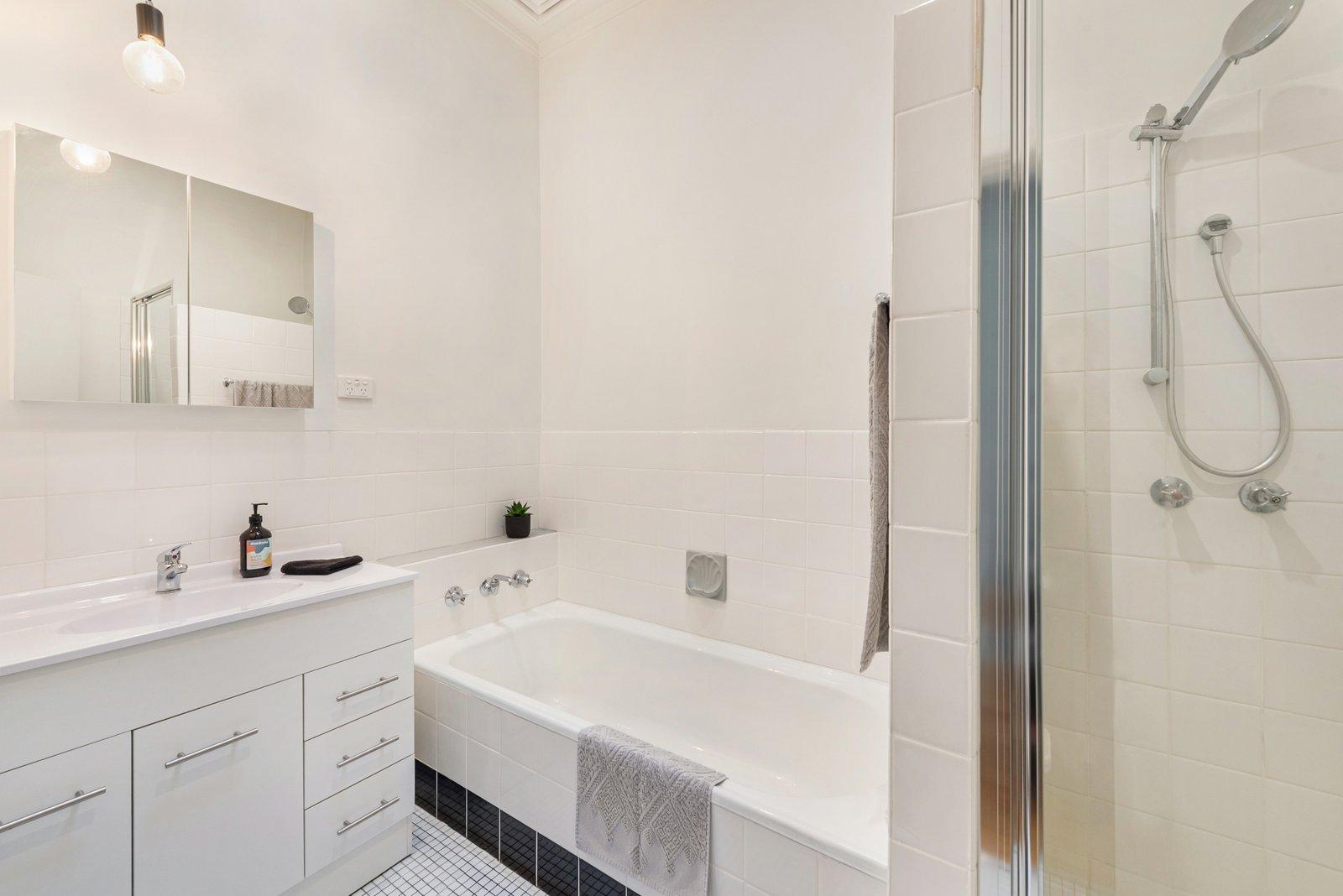 43 Erica Avenue, Glen Iris, 3146