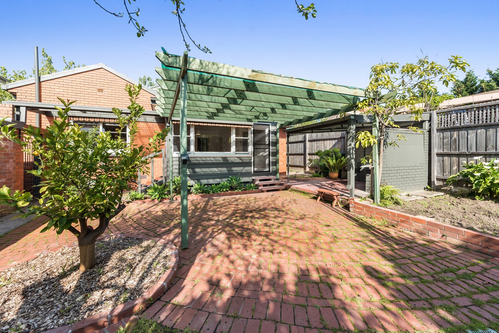 43 Erica Avenue, Glen Iris, 3146