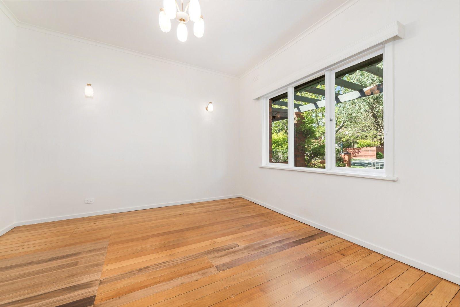43 Erica Avenue, Glen Iris, 3146