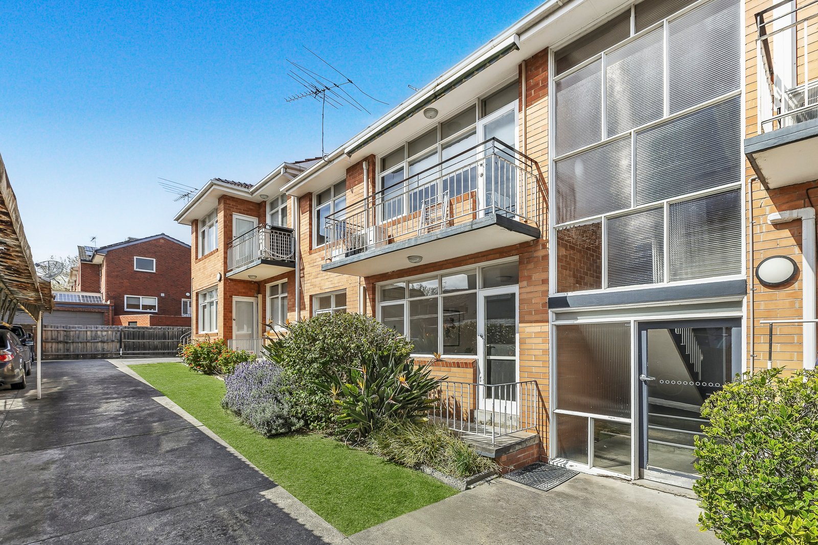 4/4 Osborne Avenue, Glen Iris, 3146