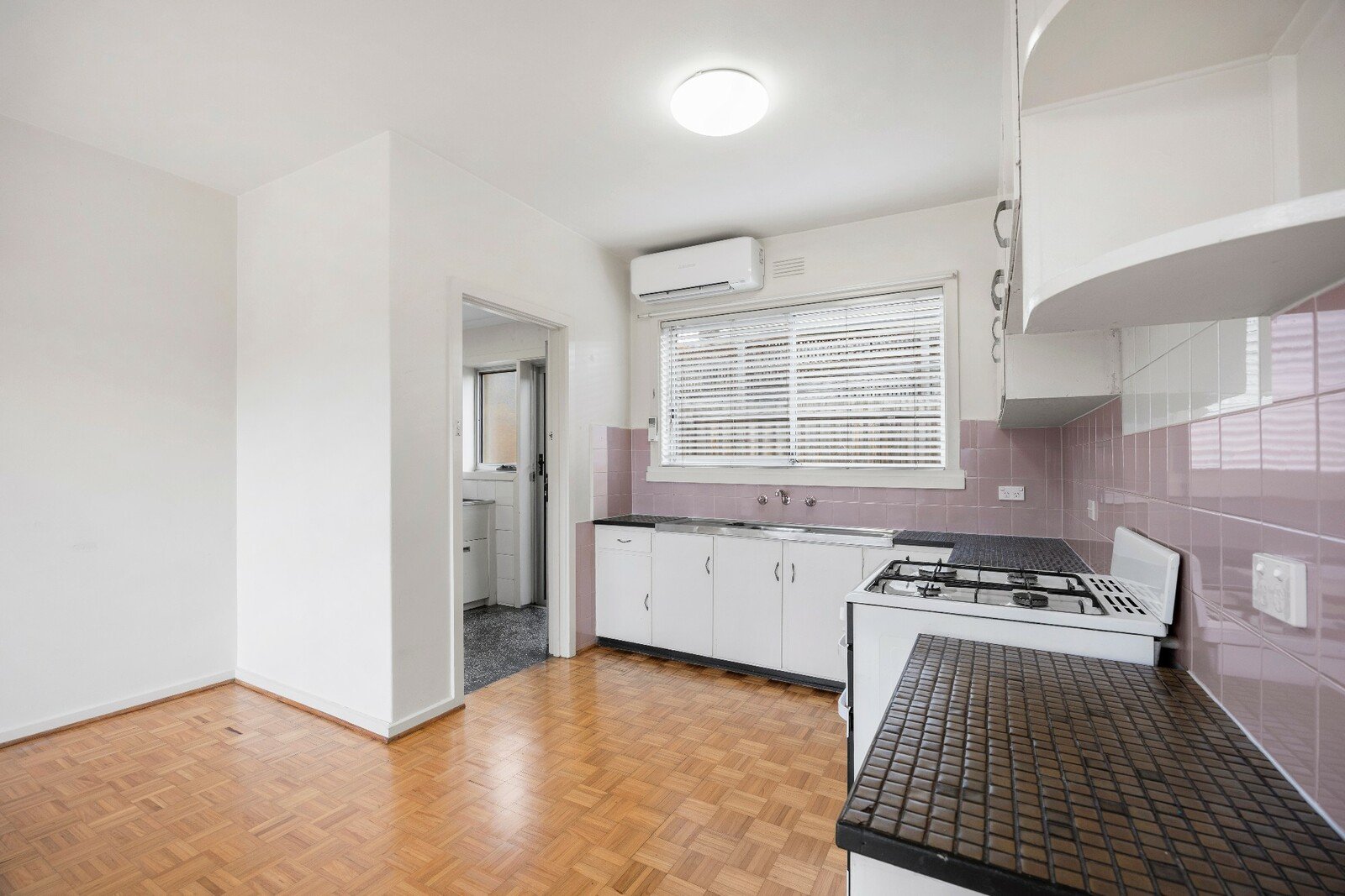 4/8 Jolly Street, Frankston, 3199
