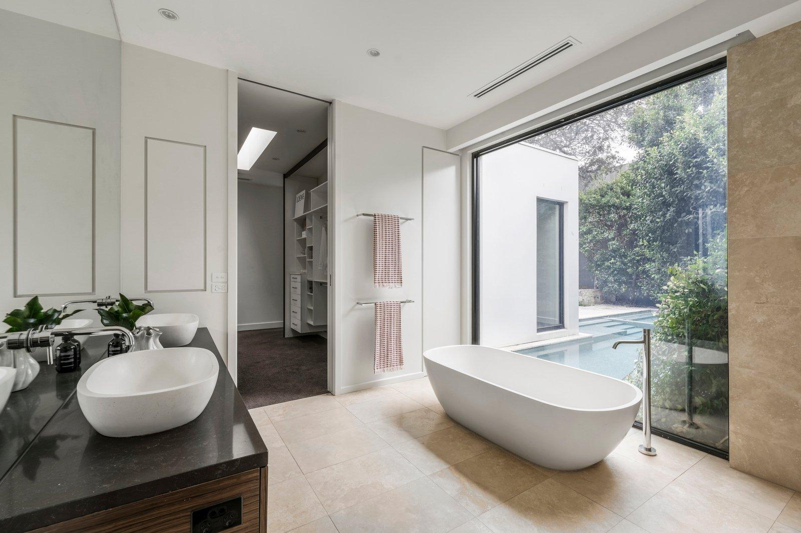 4A Glan Avon Road, Hawthorn, 3122