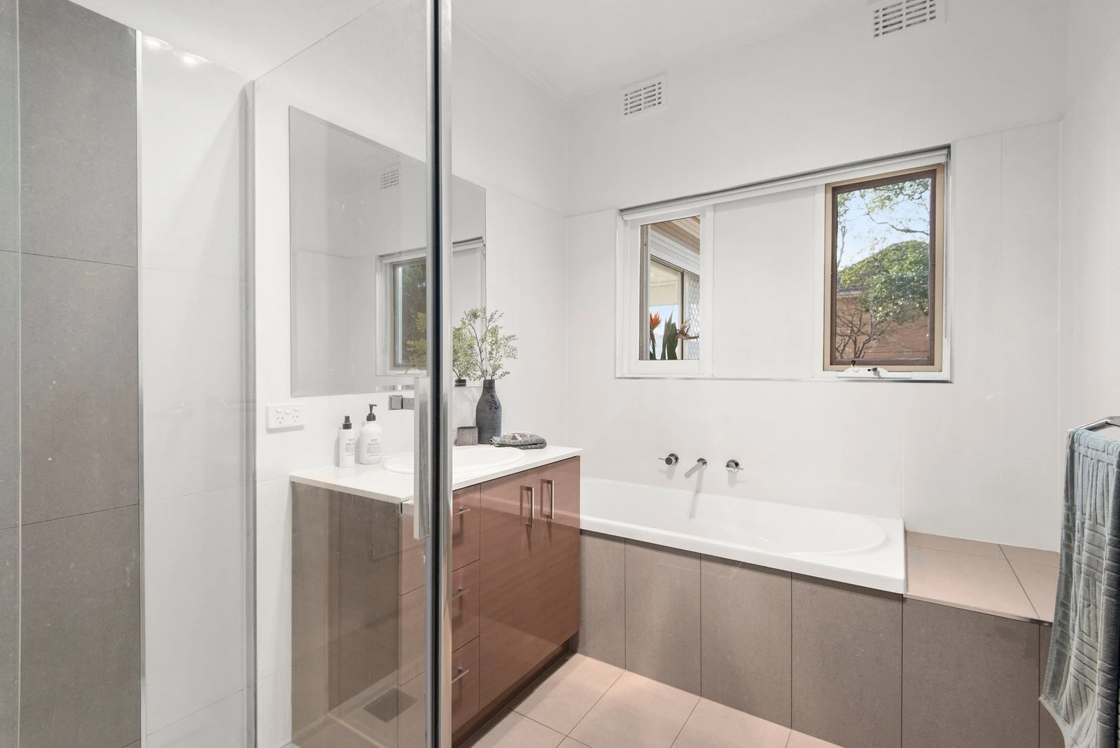5 Green Gables Avenue, Malvern East, 3145