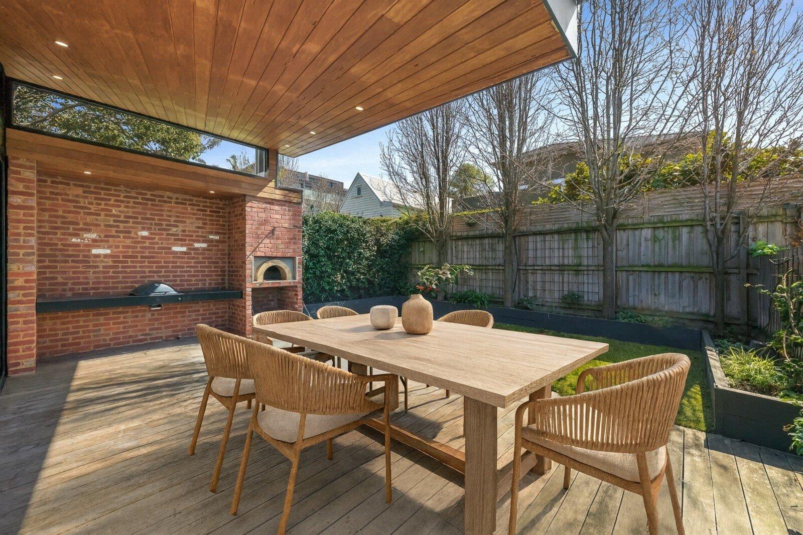 5 Young Street, Glen Iris, 3146