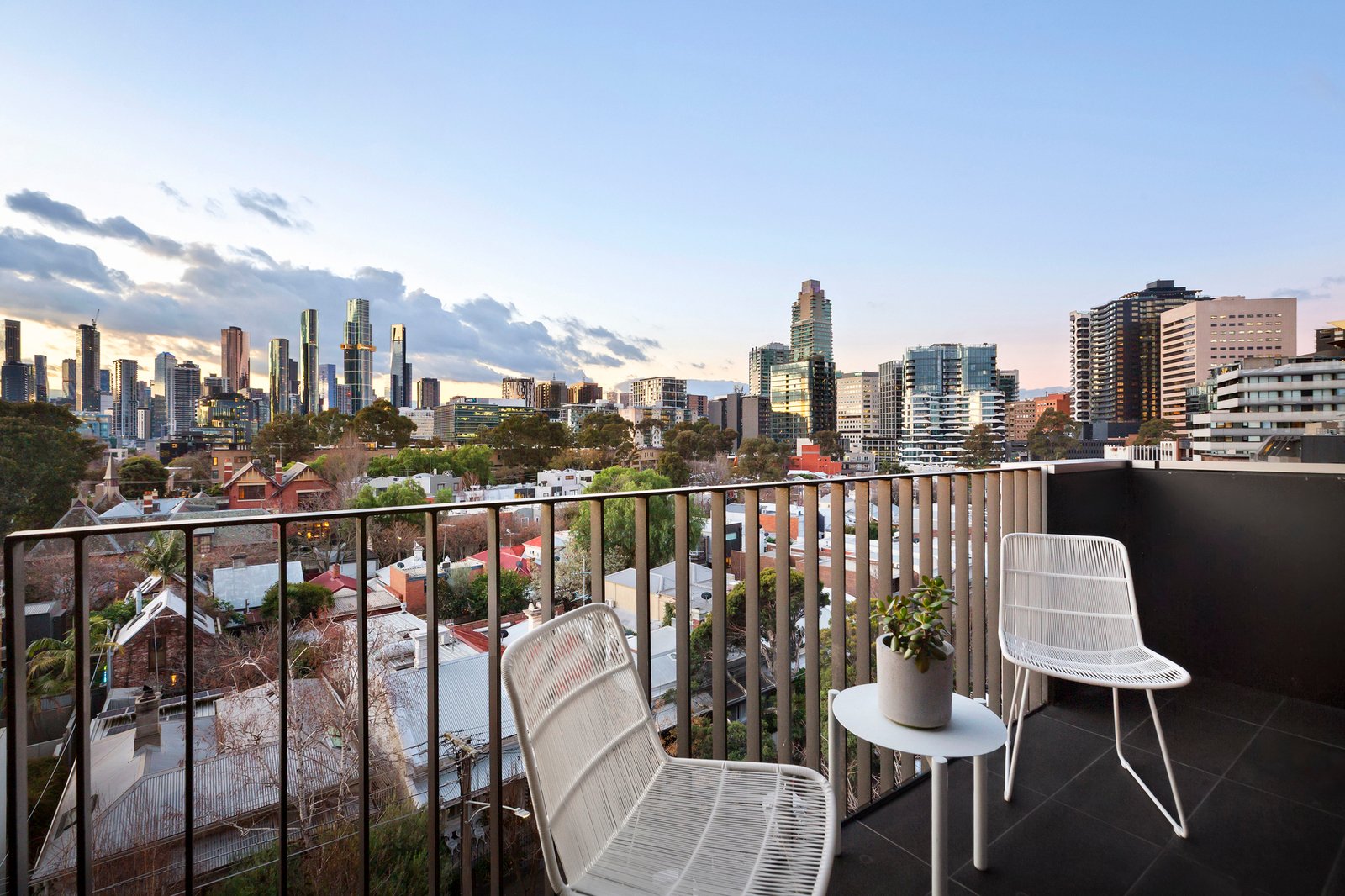 501/99 Palmerston Crescent, South Melbourne, 3205