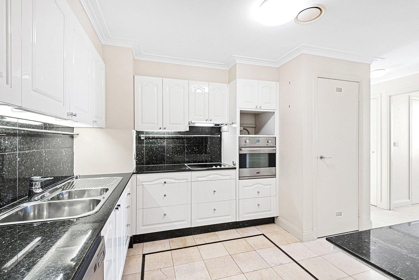 50/400 Victoria Parade, East Melbourne, 3002