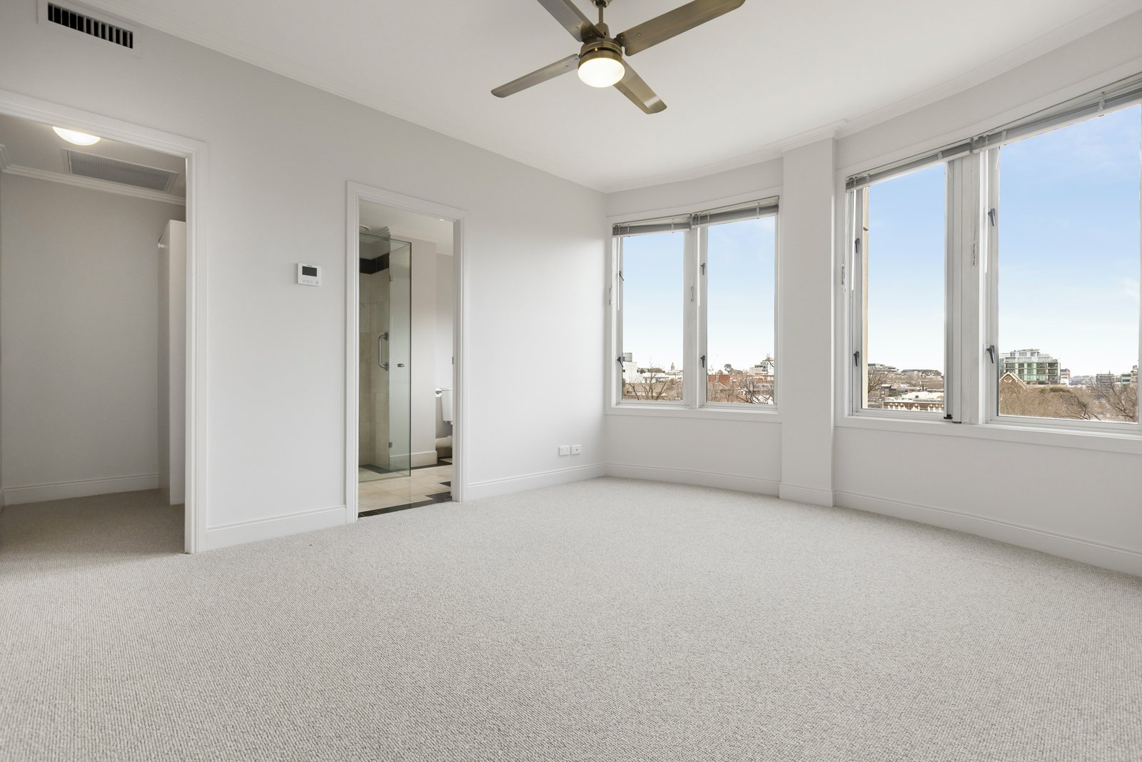 50/400 Victoria Parade, East Melbourne, 3002