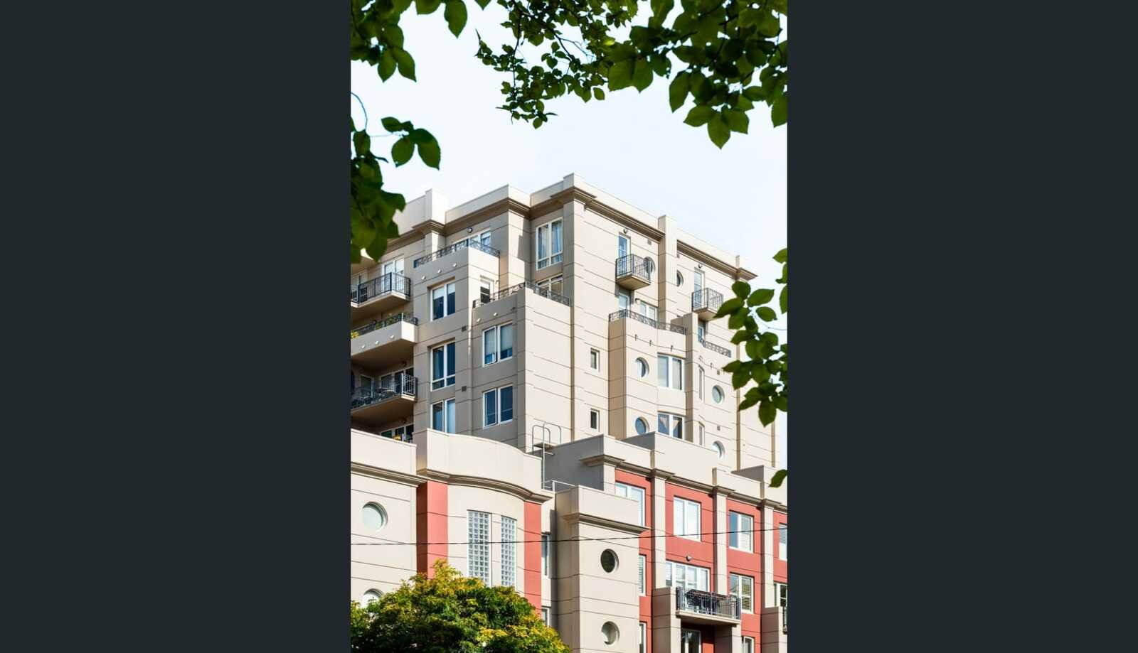 50/400 Victoria Parade, East Melbourne, 3002