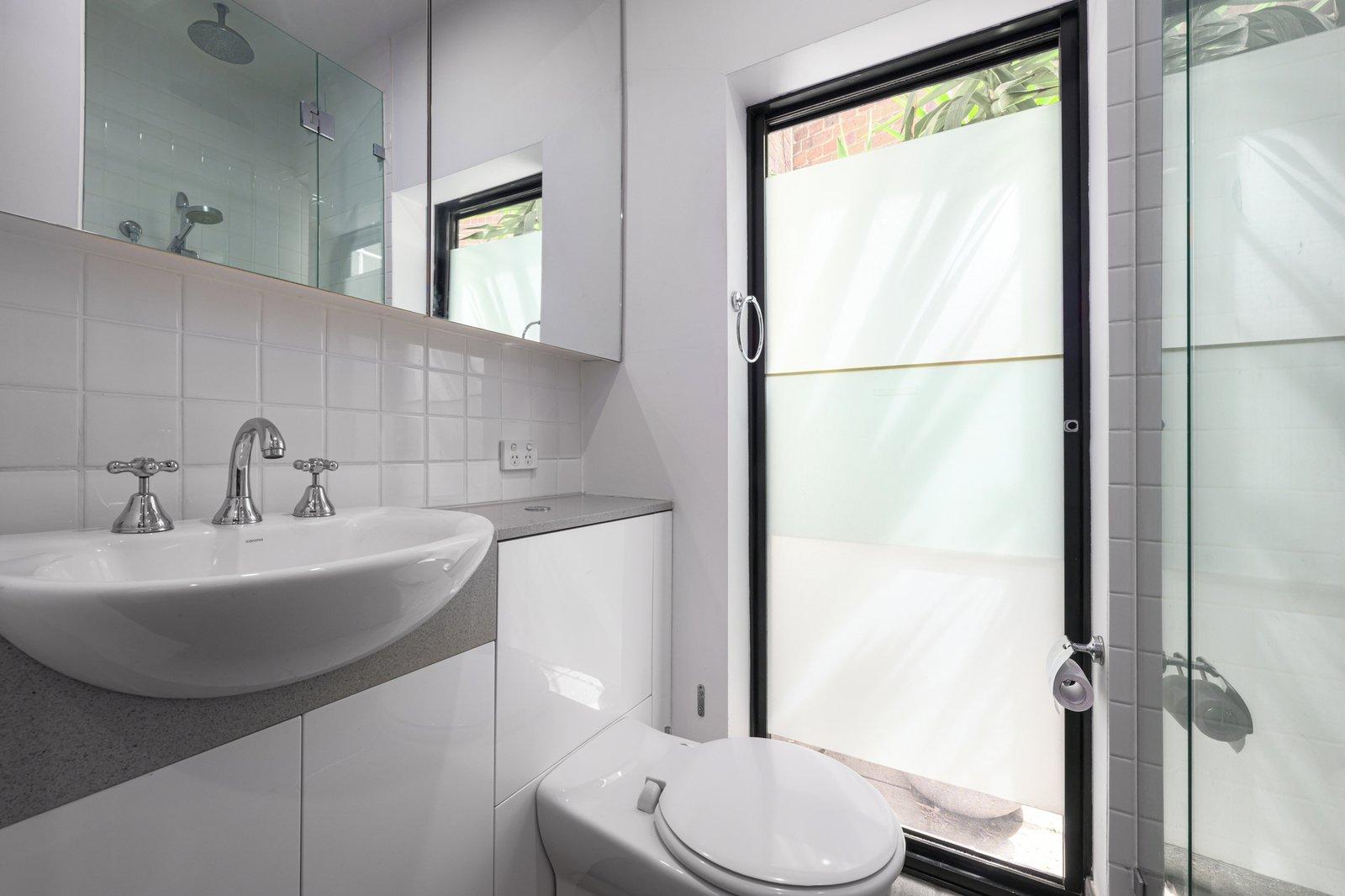 52 Howe Crescent, South Melbourne, 3205
