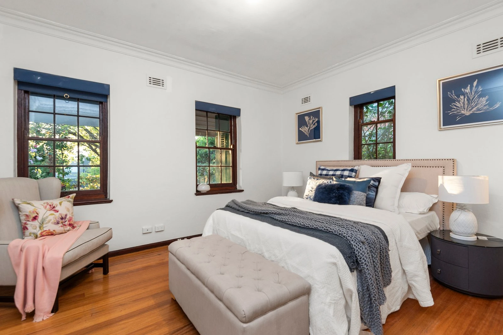 52 Normanby Road, Kew, Vic