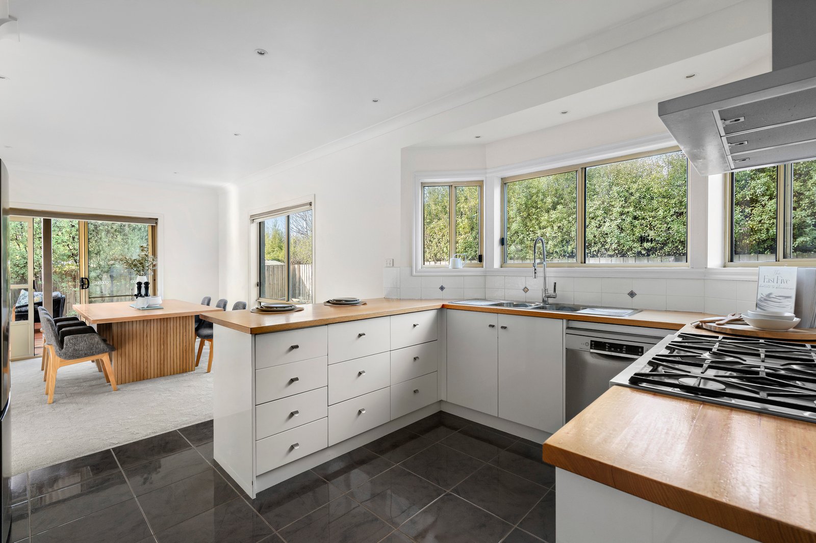 54 Amberley Drive, Mount Martha, 3934