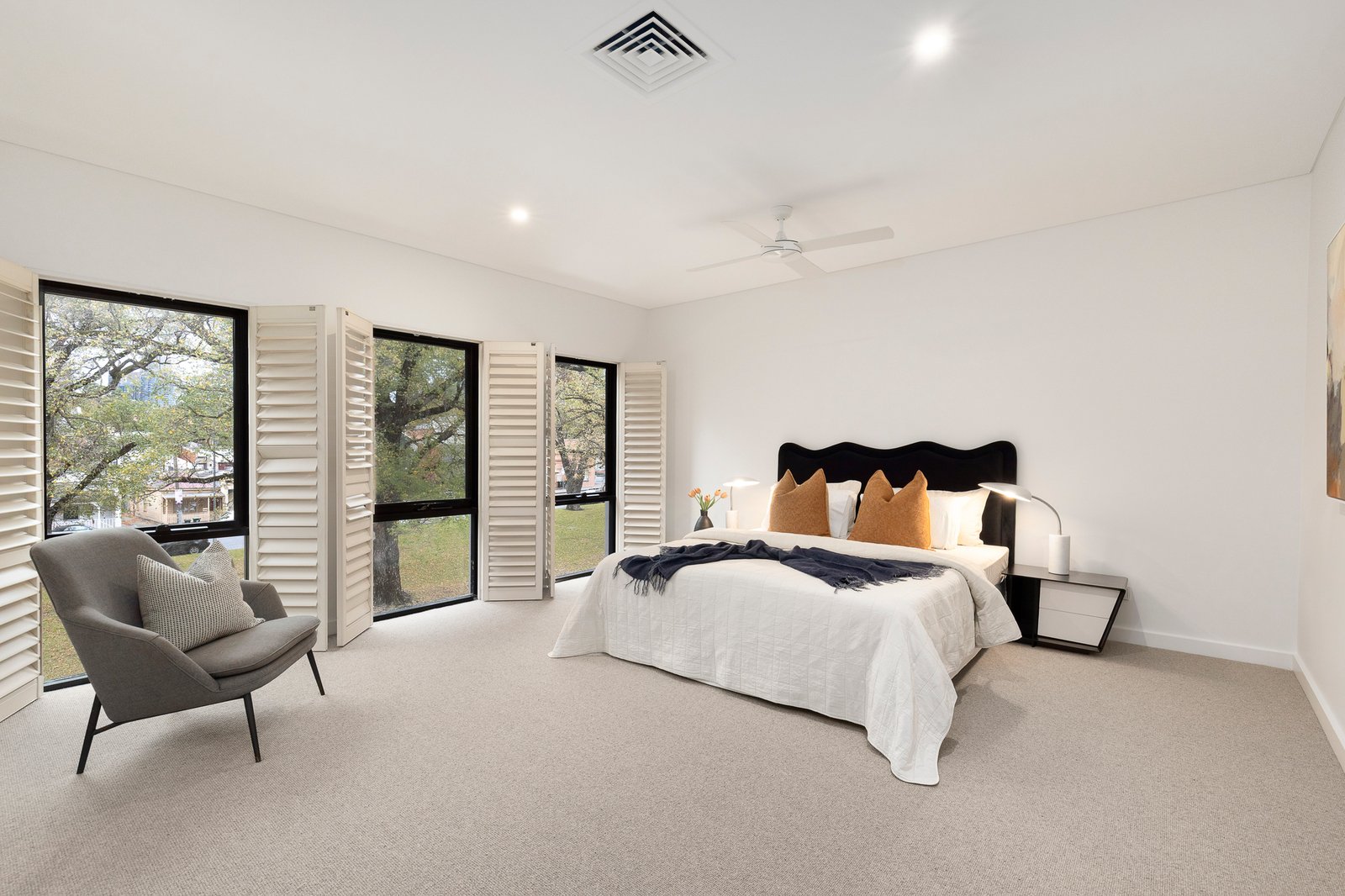 54 MacArthur Place North, Carlton, 3053