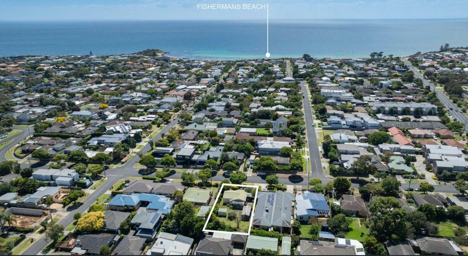 56 Adelaide Street, Mornington, 3931