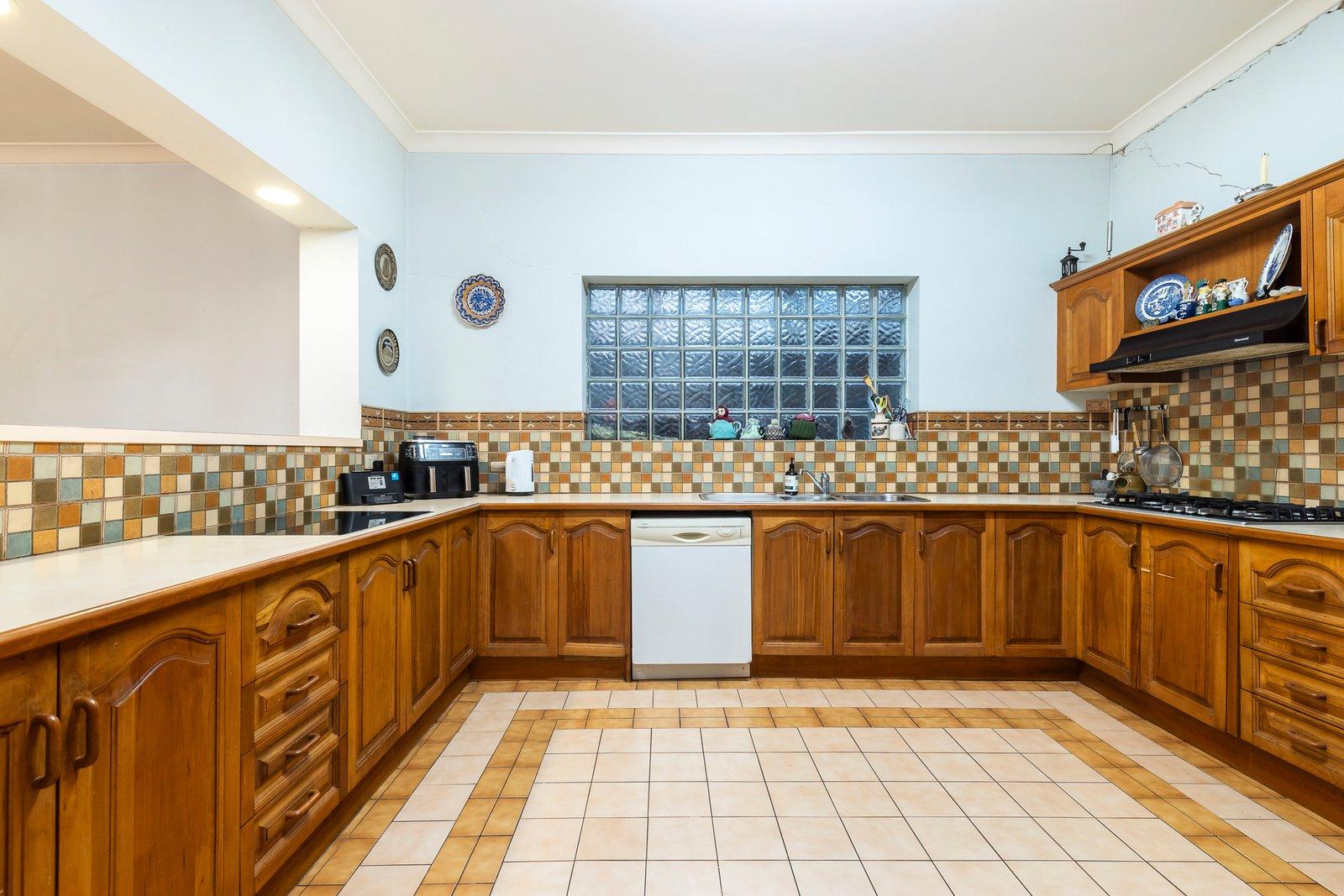 571 High Street, Kew East, 3102