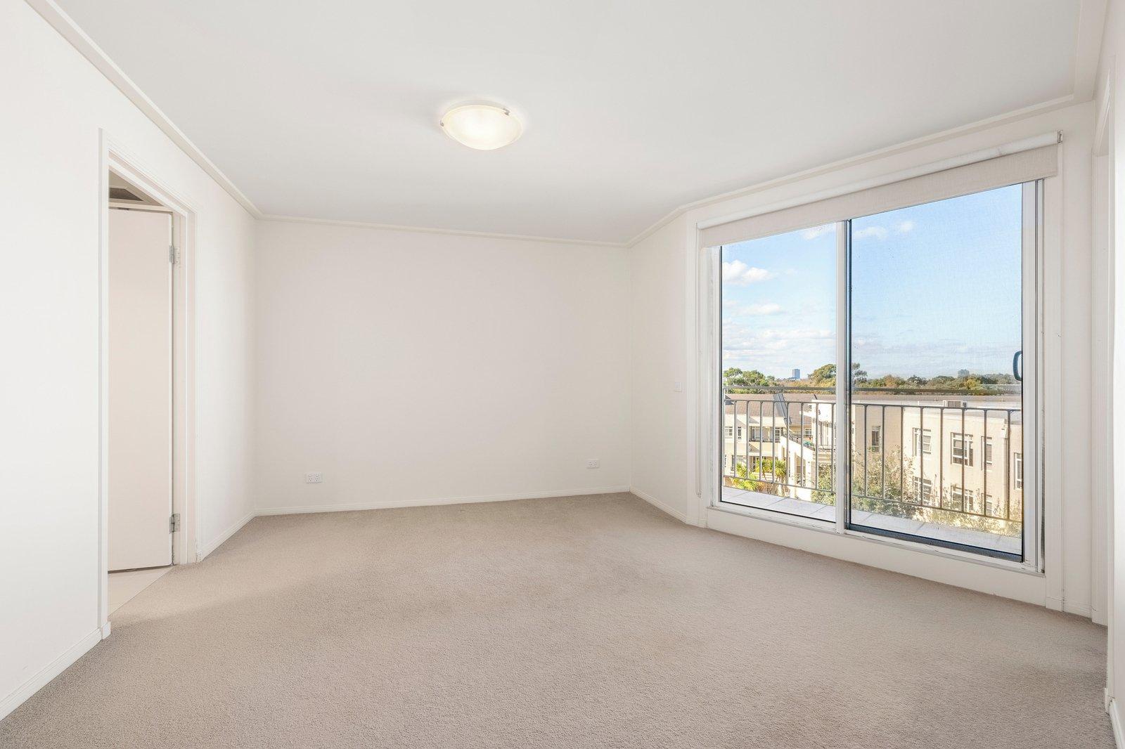 57/3 Seisman Place, Port Melbourne, 3207