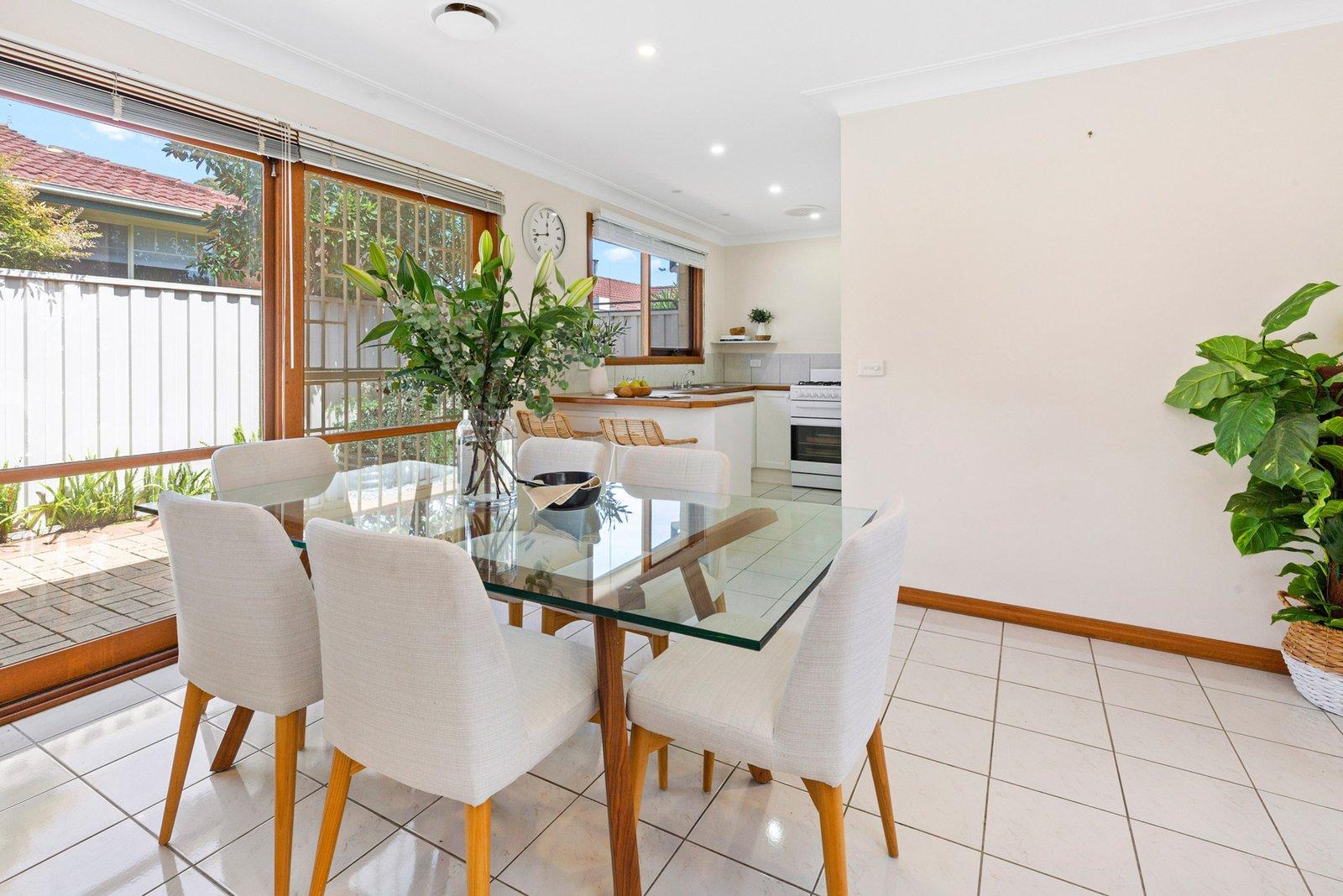 5/8-10 Clarkestown Avenue, Mount Eliza, 3930