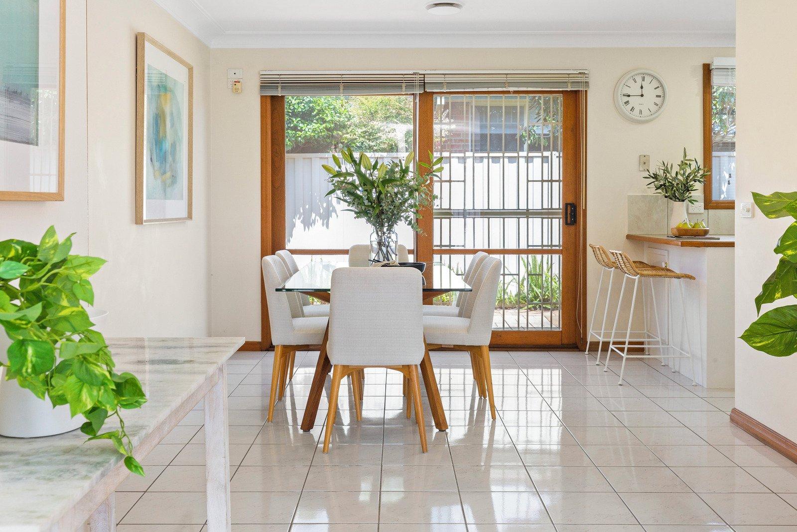 5/8-10 Clarkestown Avenue, Mount Eliza, 3930