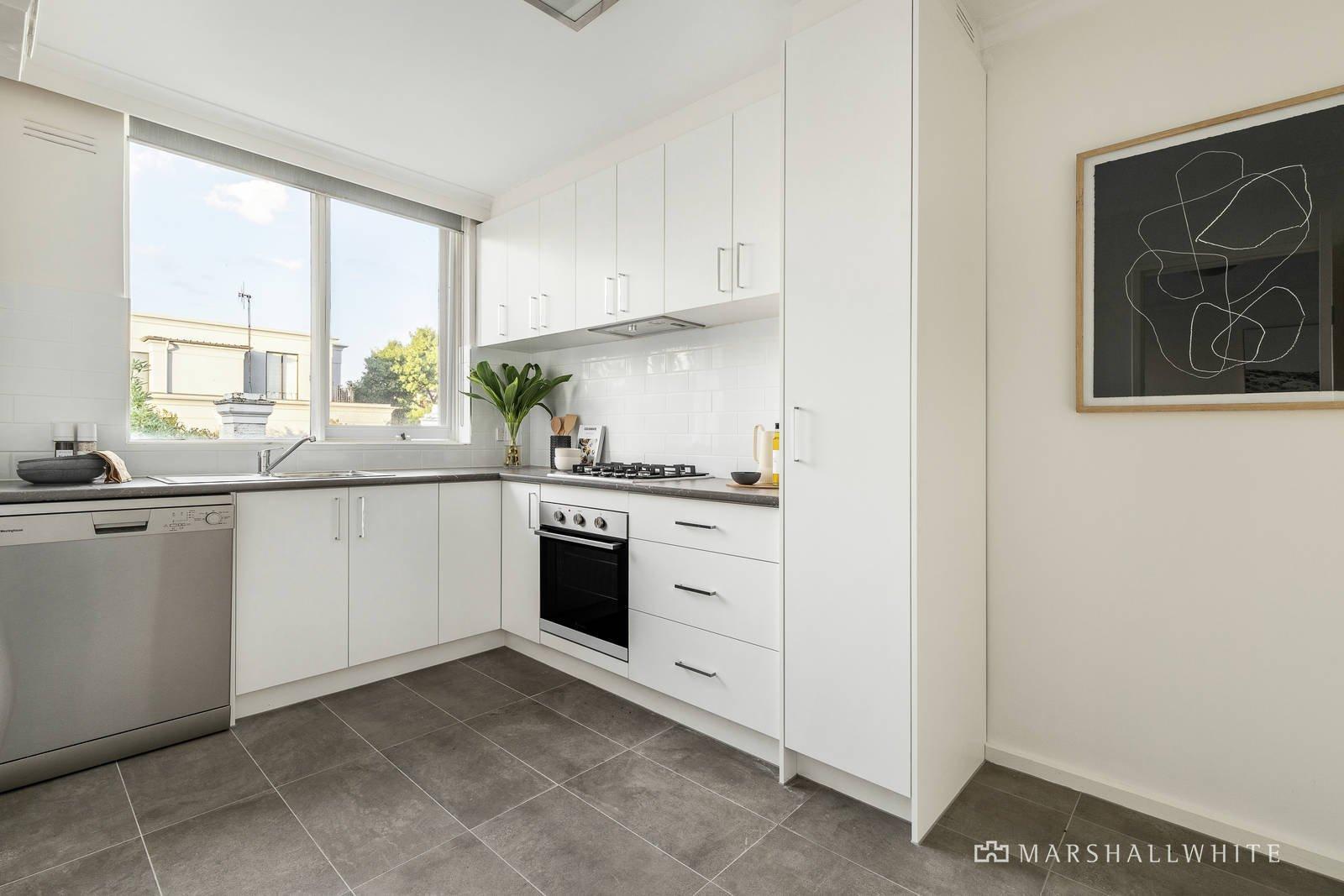 5/99 Mathoura Road, Toorak, 3142
