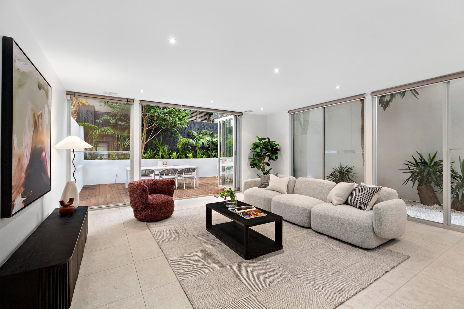 5A Longmore Street, St Kilda West, 3182