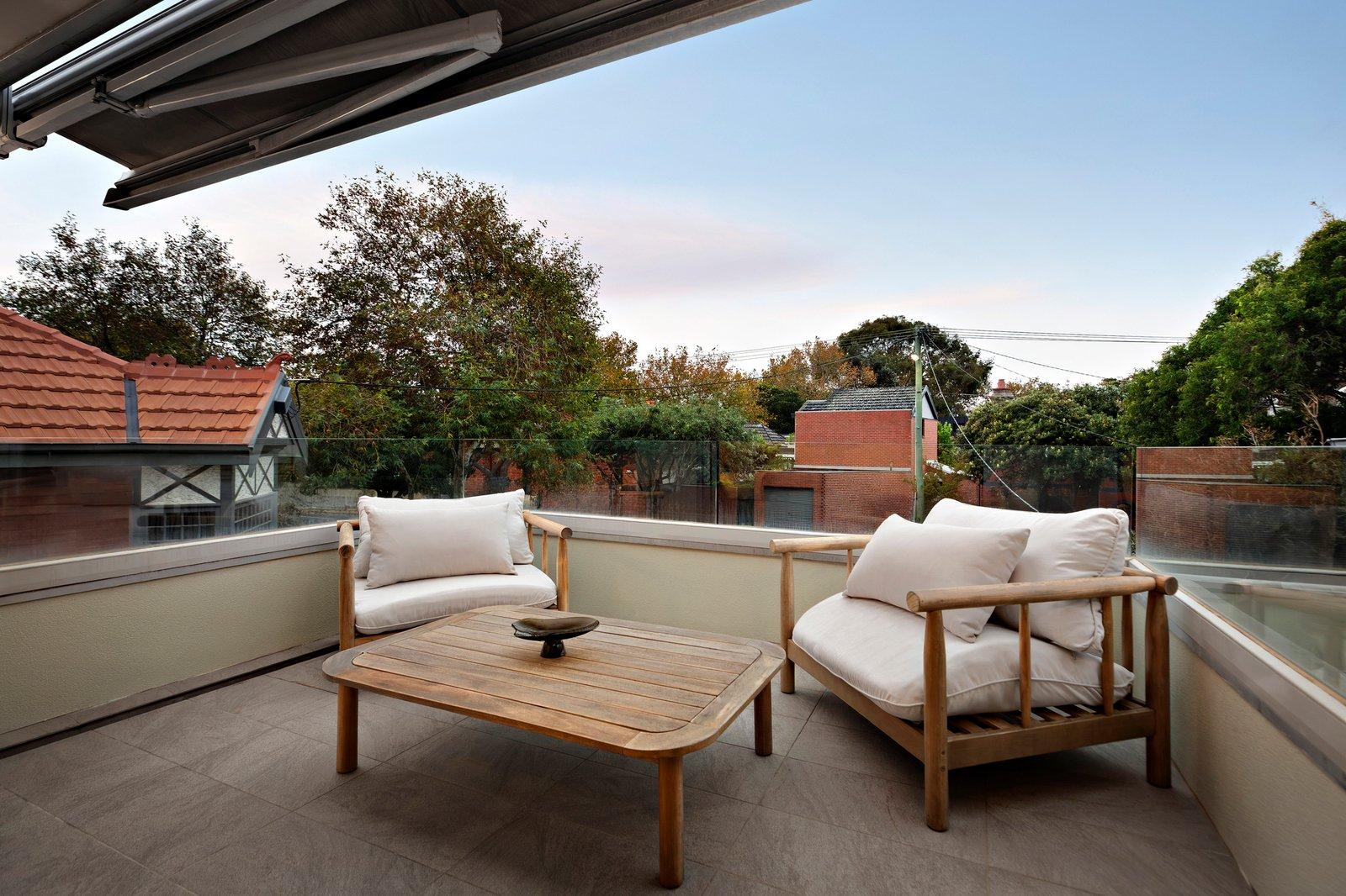 5A Longmore Street, St Kilda West, 3182