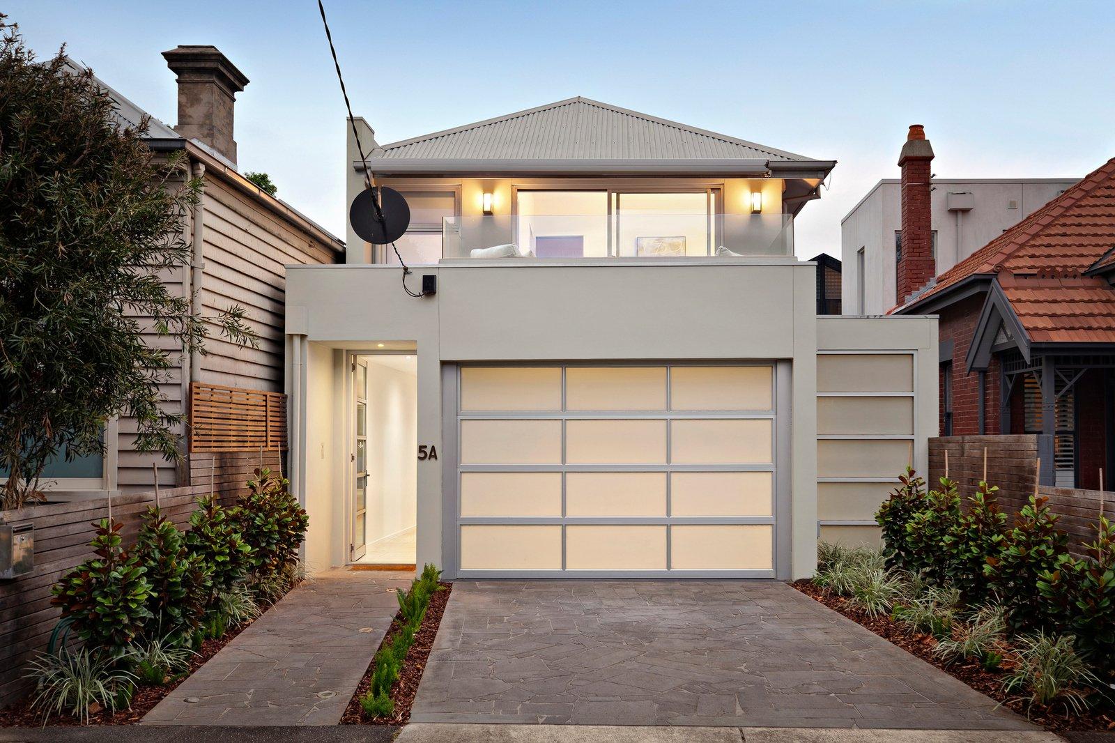 5A Longmore Street, St Kilda West, 3182