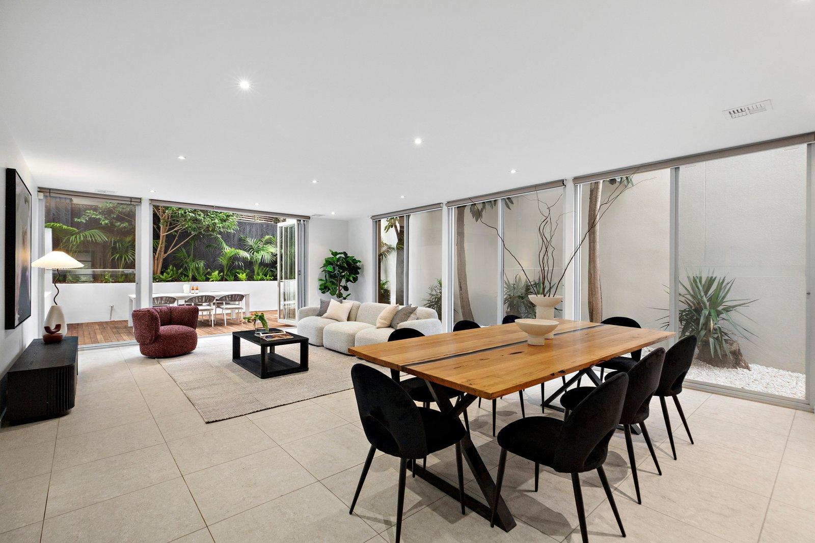 5A Longmore Street, St Kilda West, 3182