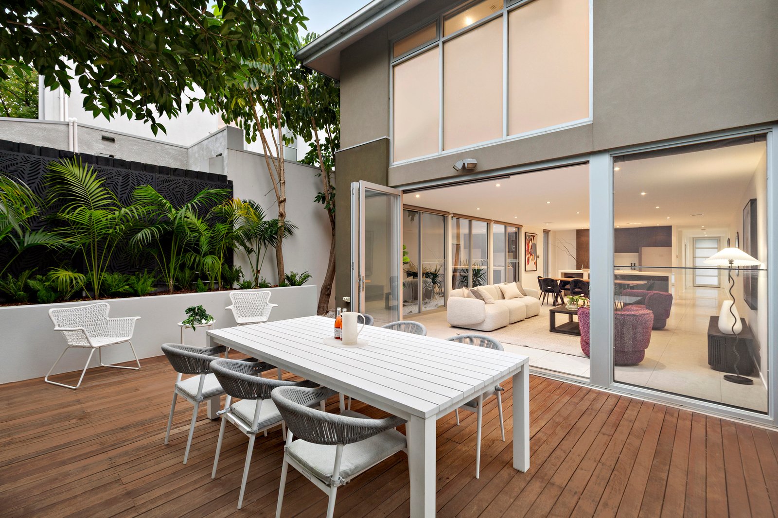 5A Longmore Street, St Kilda West, 3182