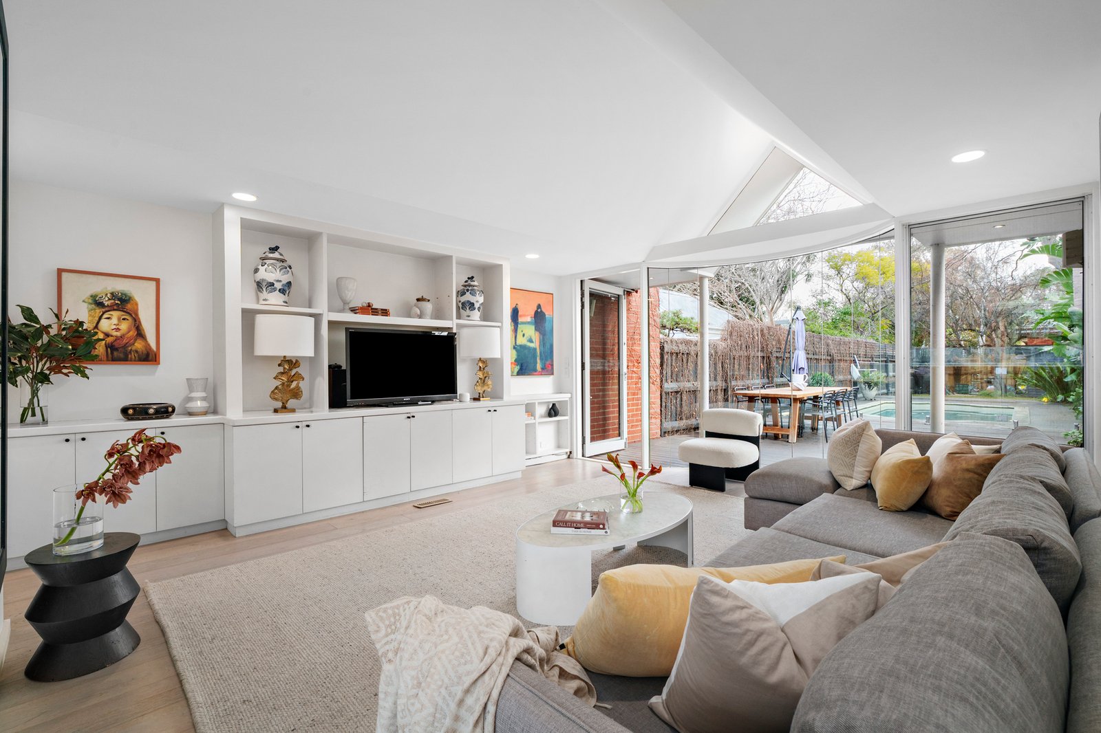 6 Knight Street, Elwood, 3184