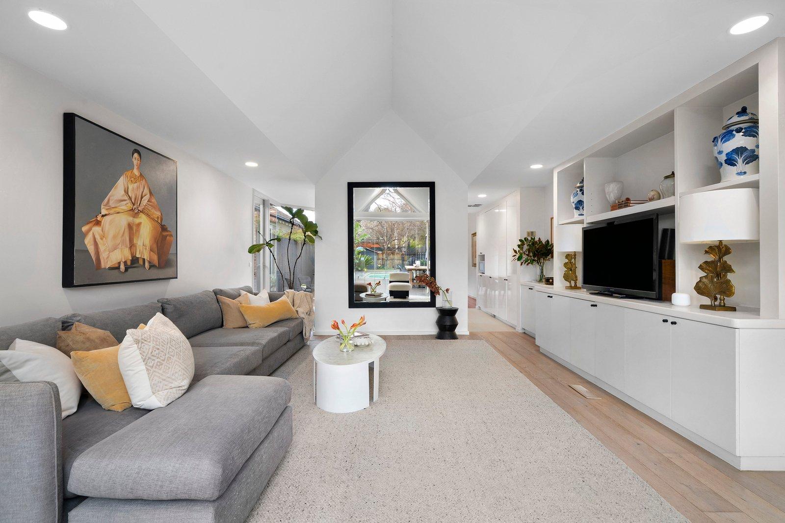 6 Knight Street, Elwood, 3184