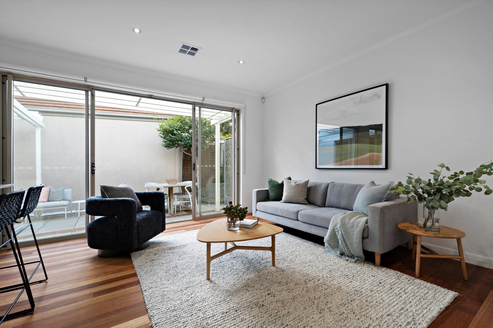 6 The Cove, Port Melbourne, 3207